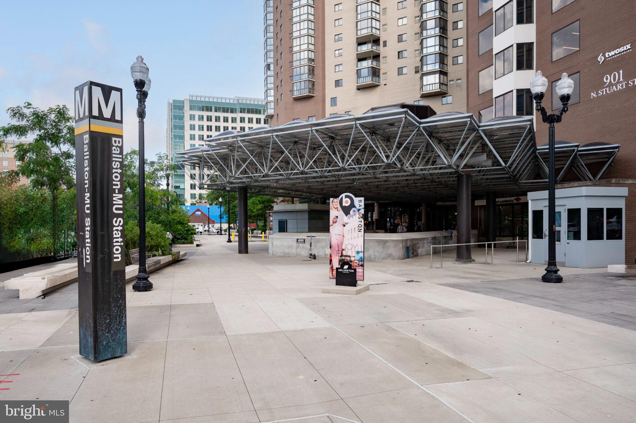 EASTVIEW AT BALLSTON METRO - Residential Lease