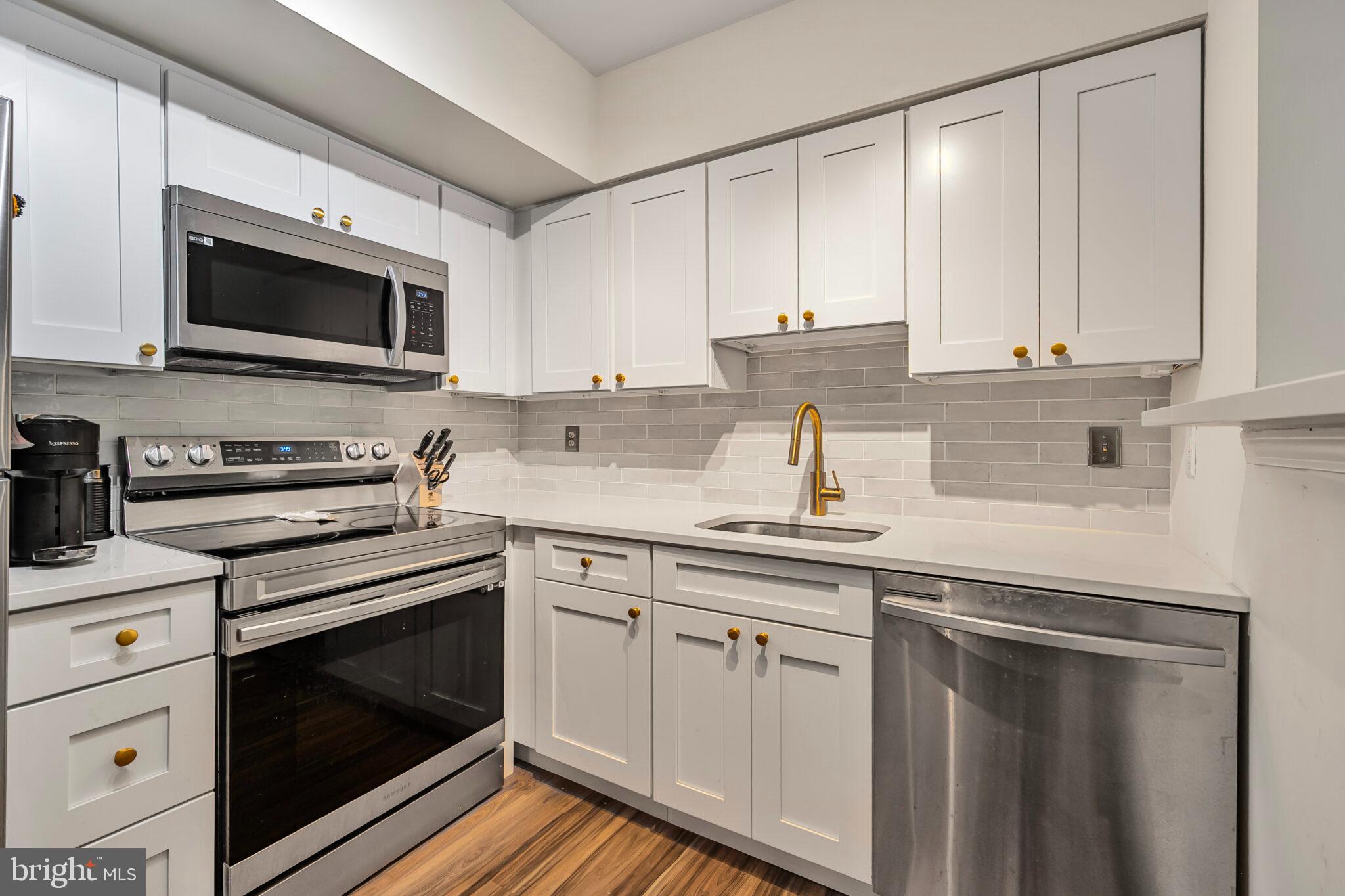 EASTVIEW AT BALLSTON METRO - Residential Lease