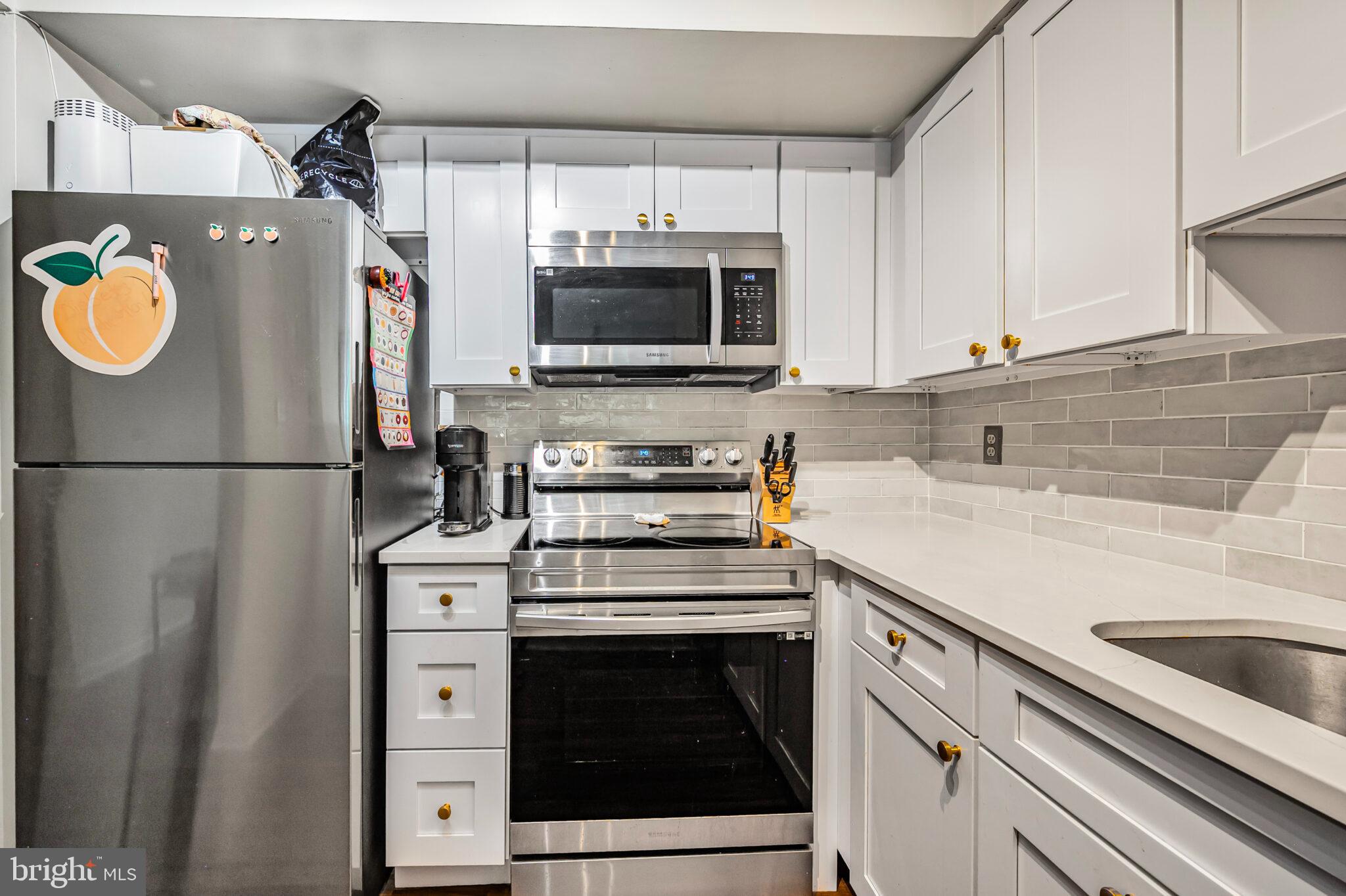 EASTVIEW AT BALLSTON METRO - Residential Lease