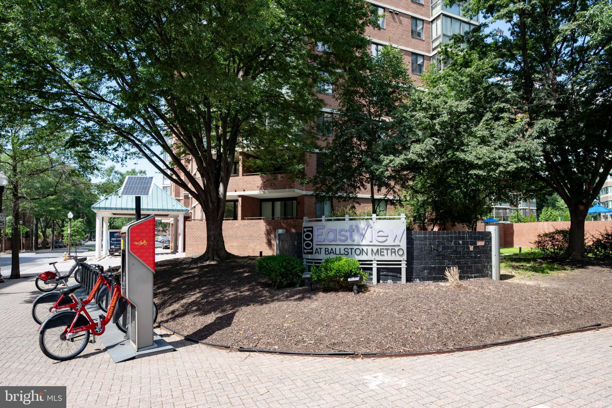 EASTVIEW AT BALLSTON METRO - Residential Lease