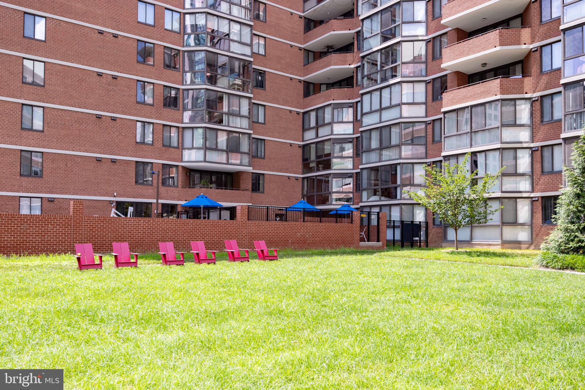 EASTVIEW AT BALLSTON METRO - Residential Lease