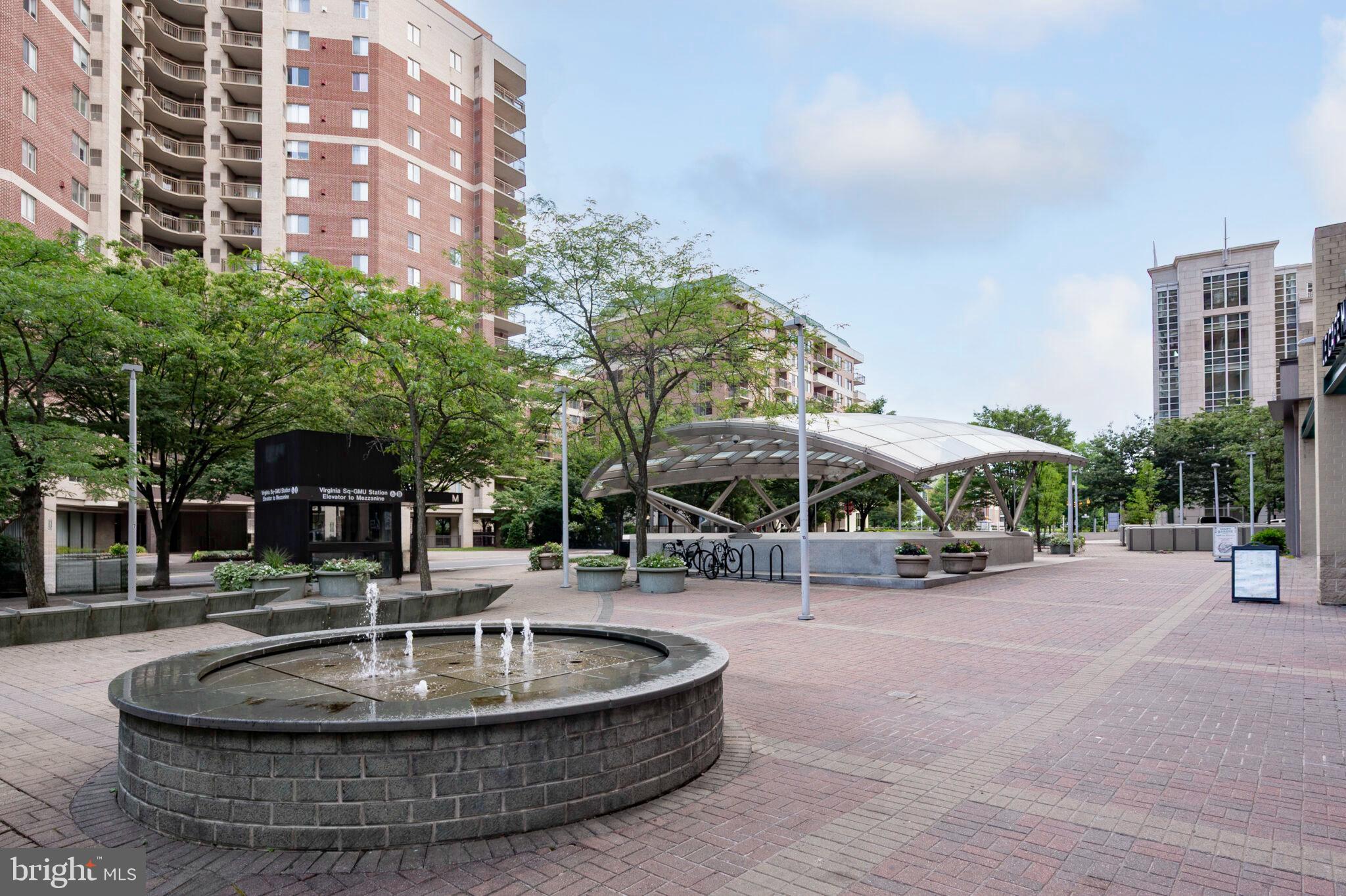 EASTVIEW AT BALLSTON METRO - Residential Lease