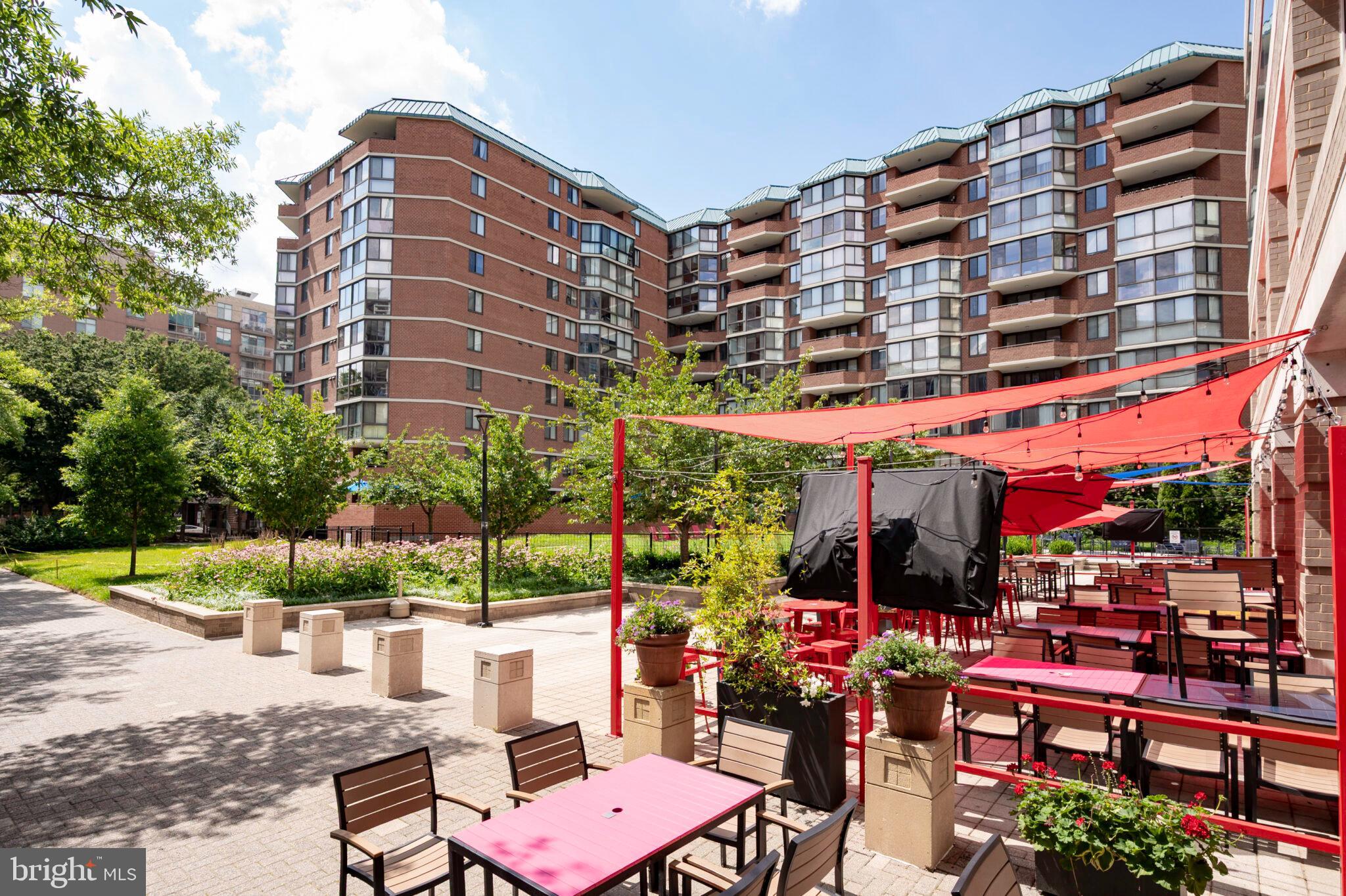 EASTVIEW AT BALLSTON METRO - Residential Lease