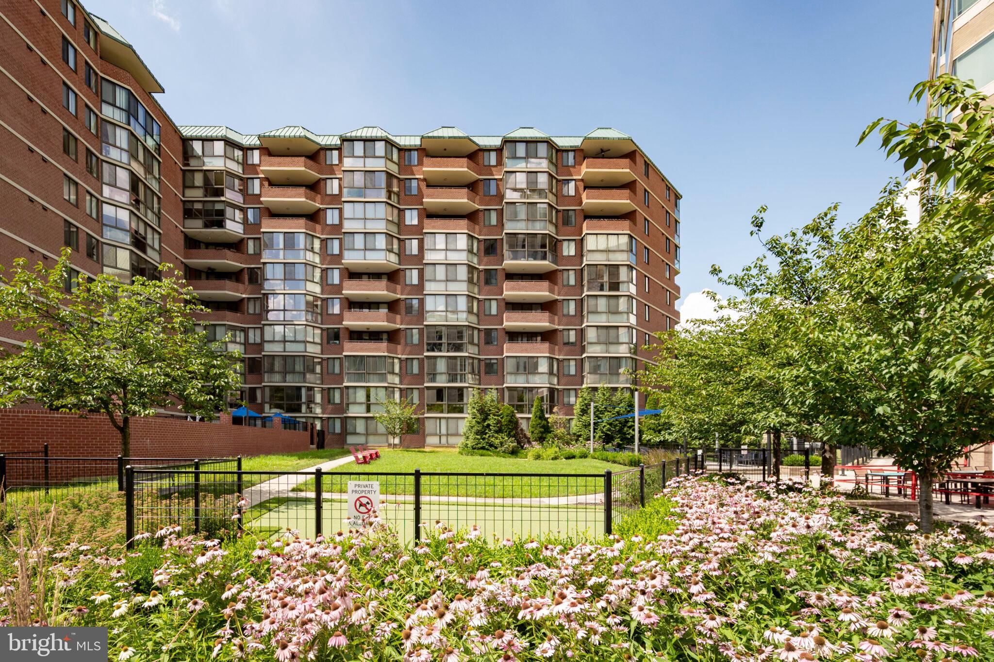 EASTVIEW AT BALLSTON METRO - Residential Lease