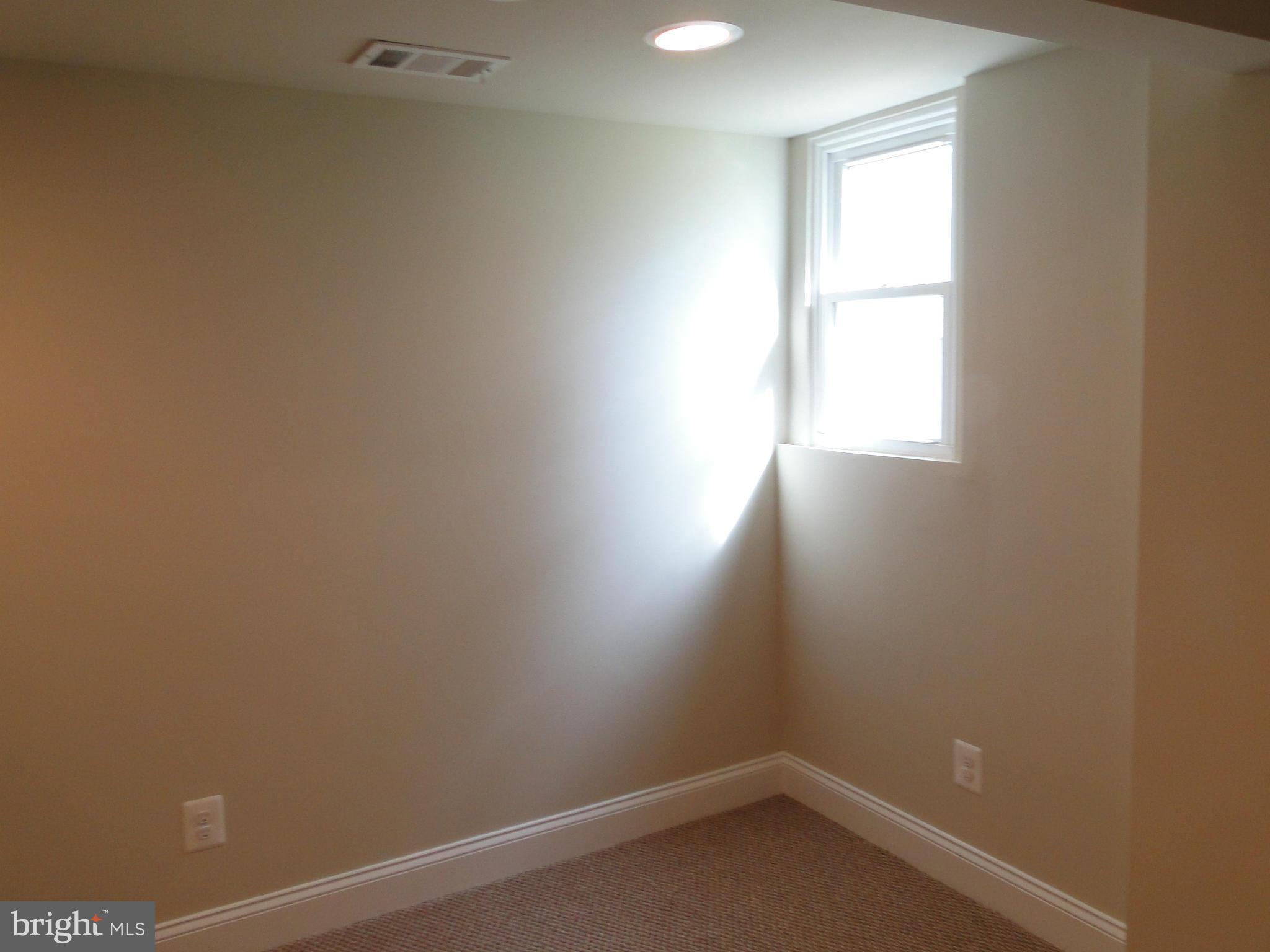 TEMPLE HEIGHTS - Residential Lease