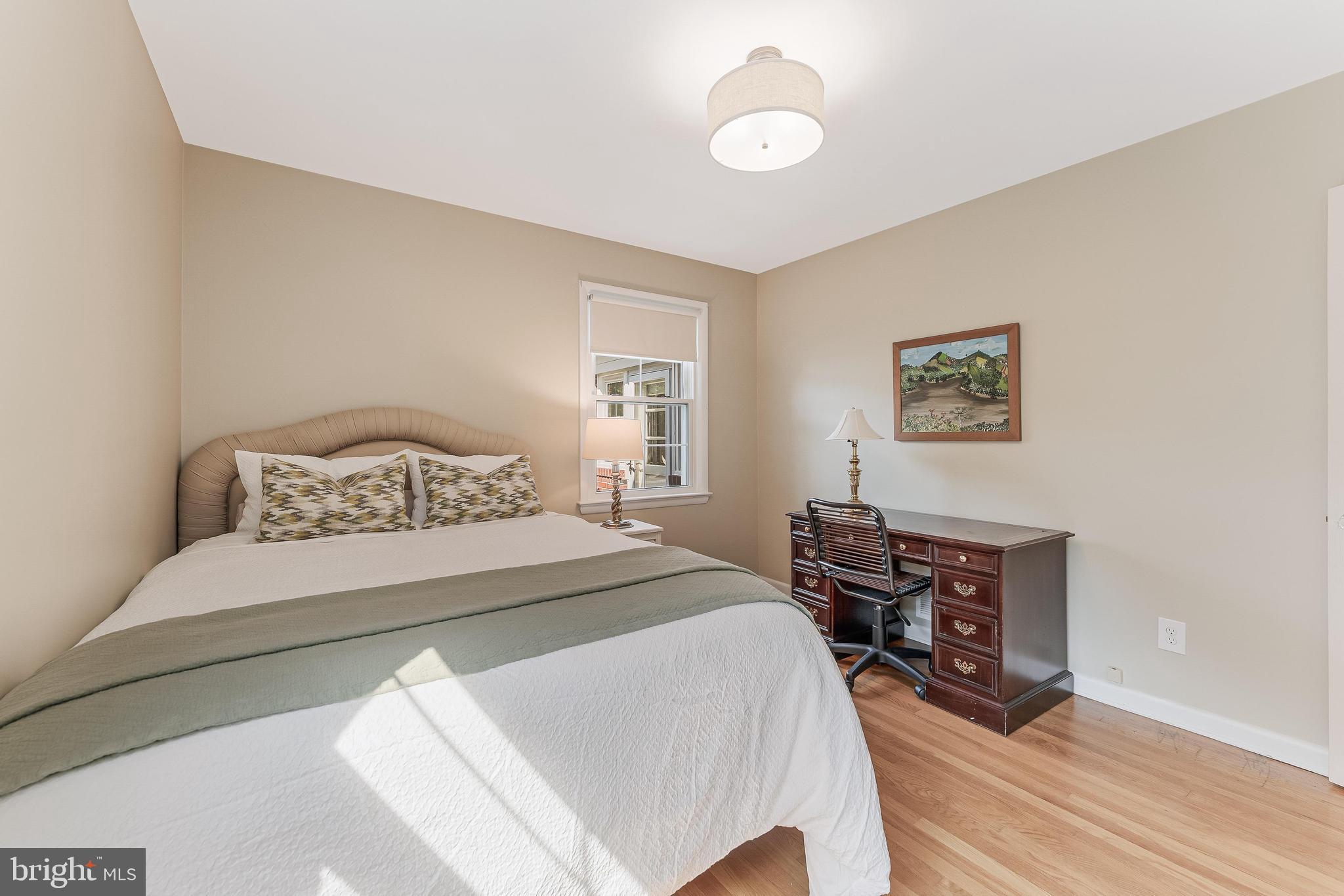 LEE HEIGHTS - Residential