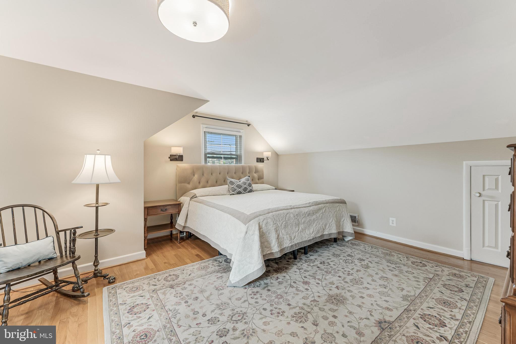 LEE HEIGHTS - Residential