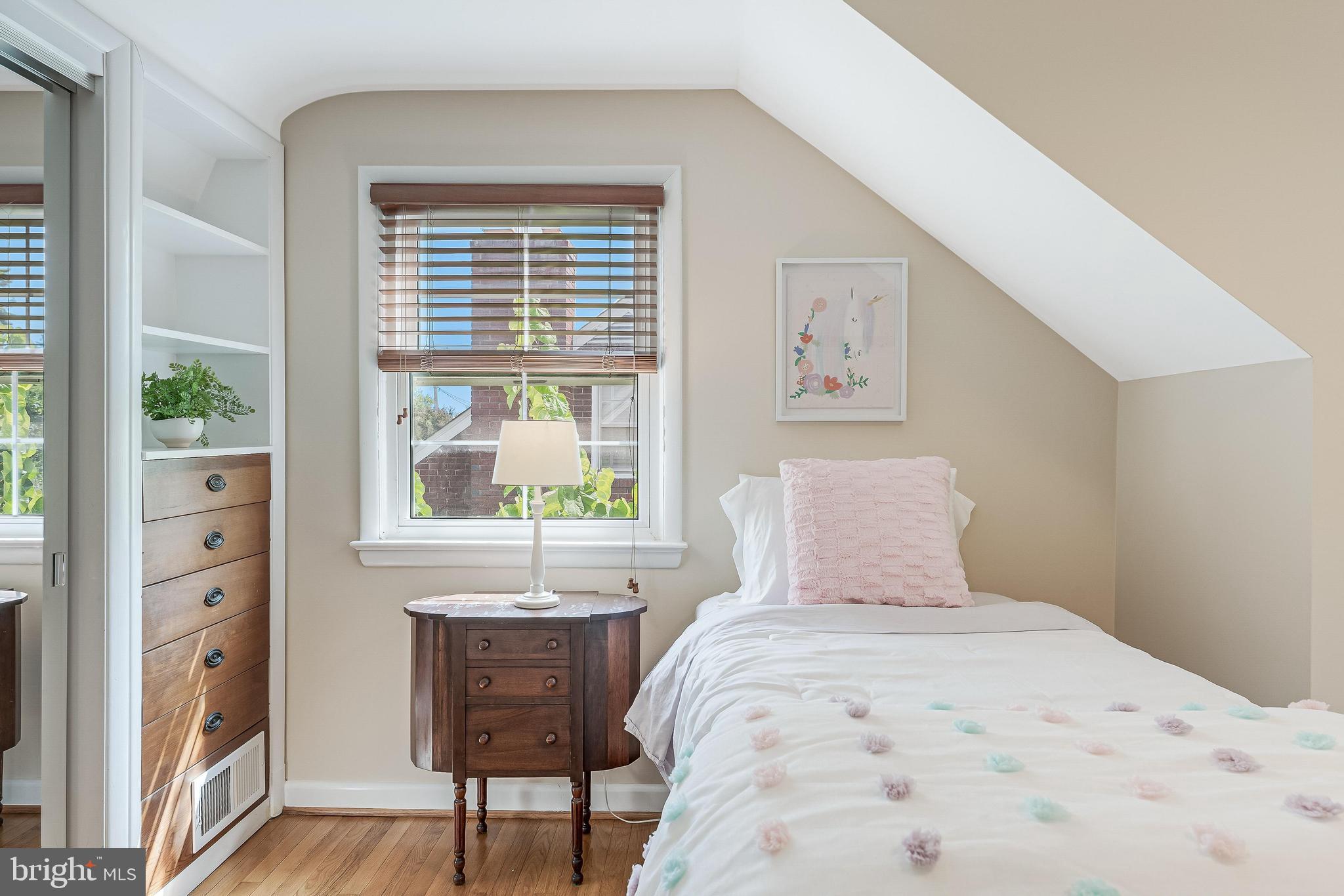 LEE HEIGHTS - Residential