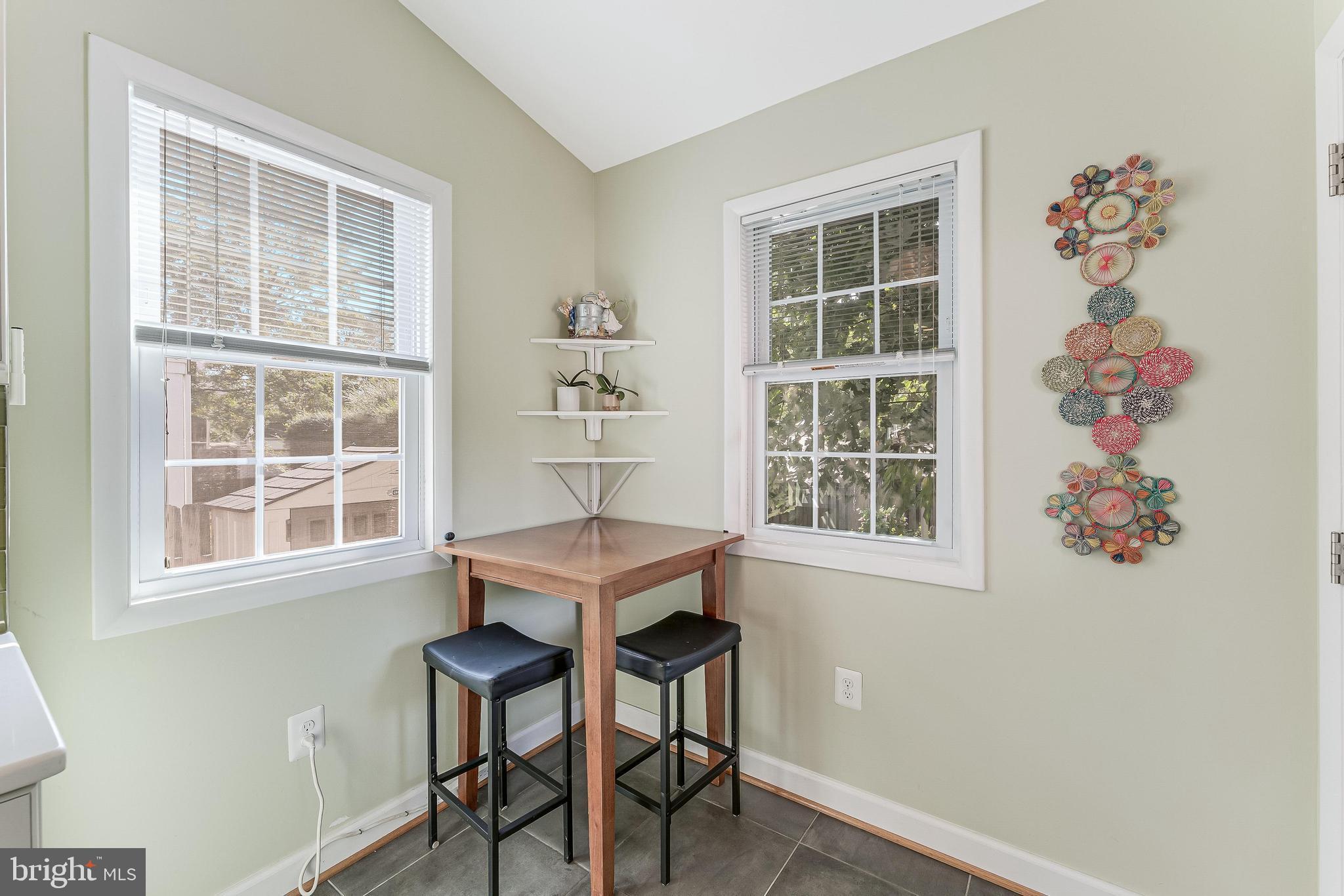 LEE HEIGHTS - Residential