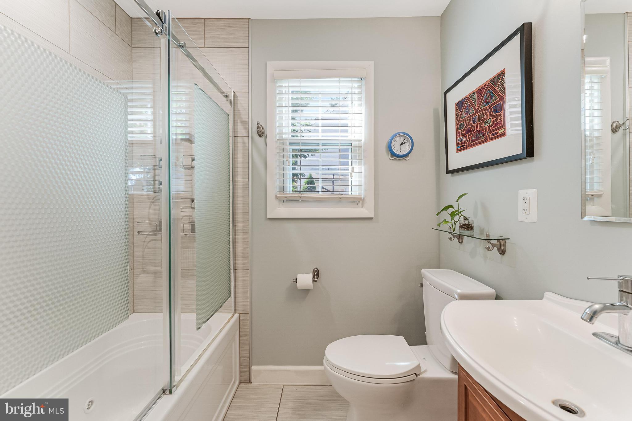 LEE HEIGHTS - Residential