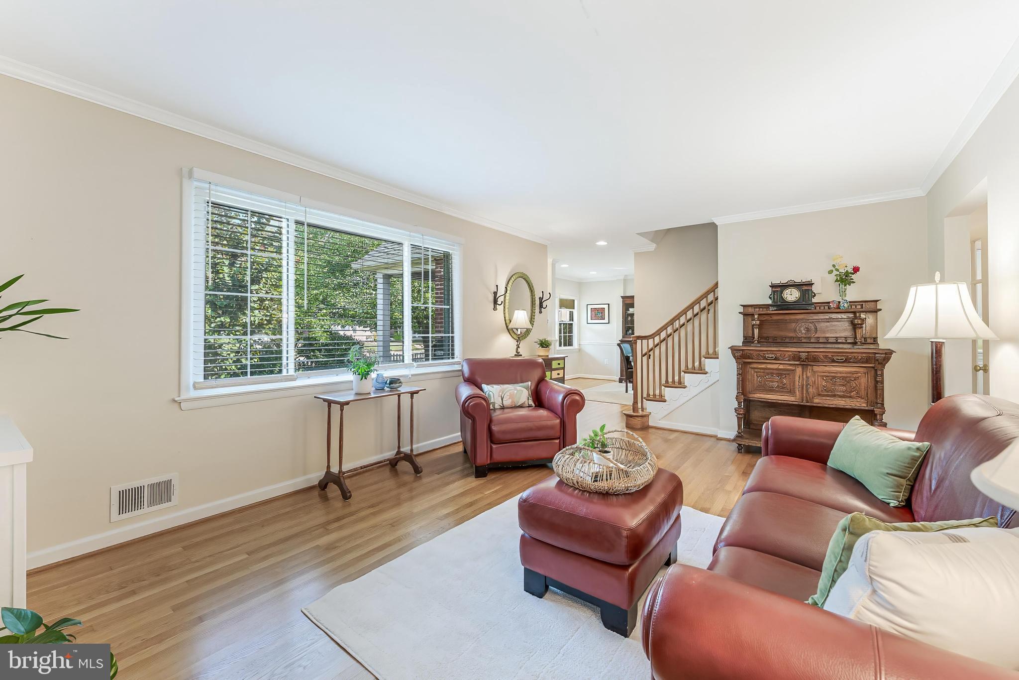 LEE HEIGHTS - Residential