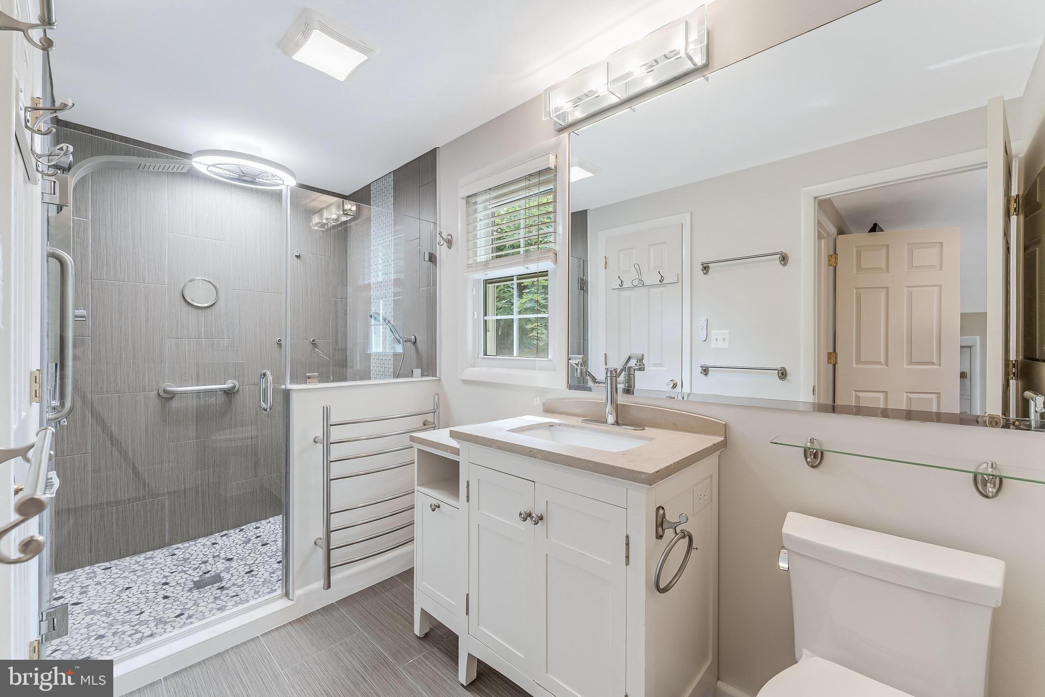 LEE HEIGHTS - Residential