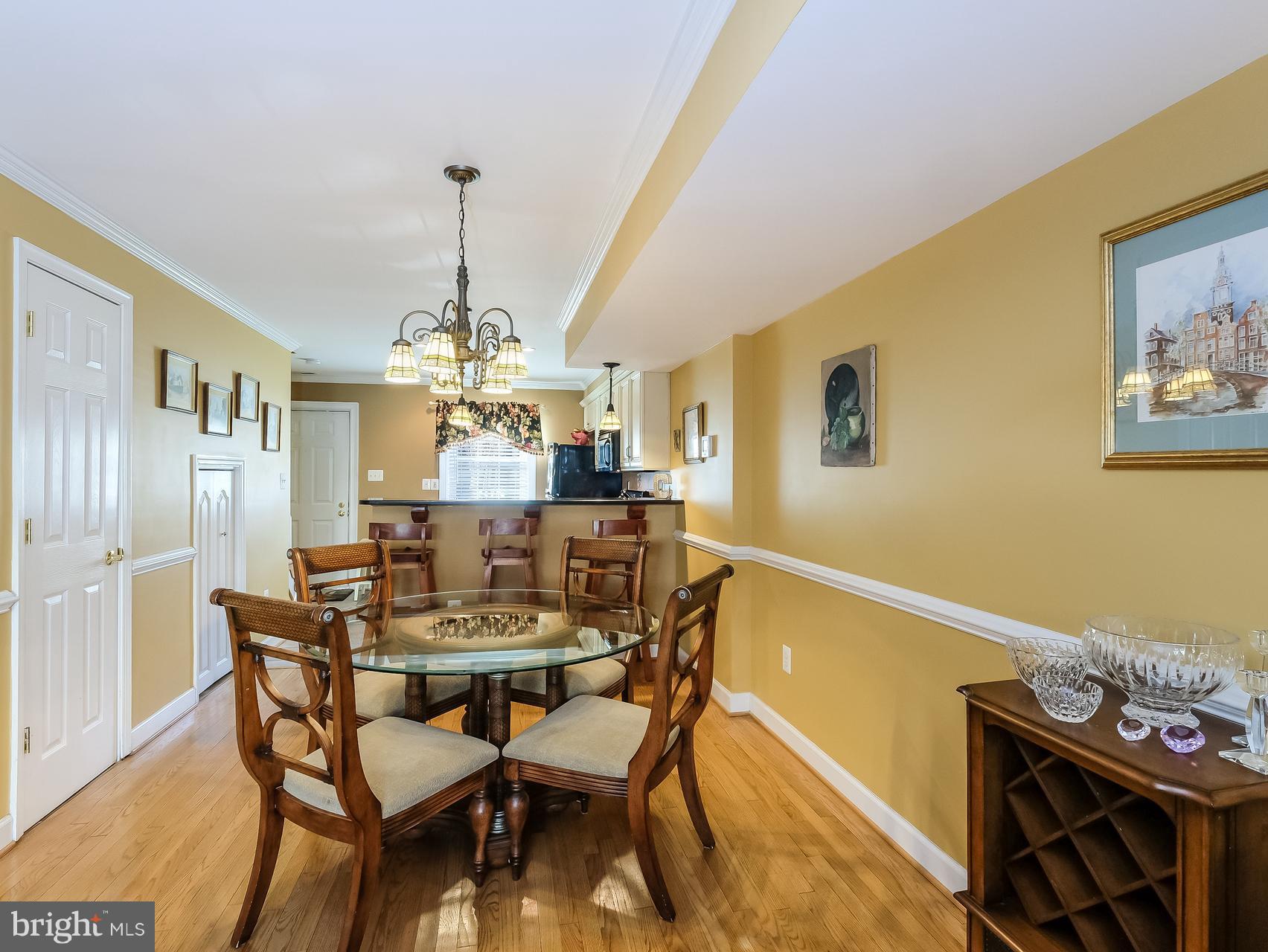 OXFORD ROW - Residential