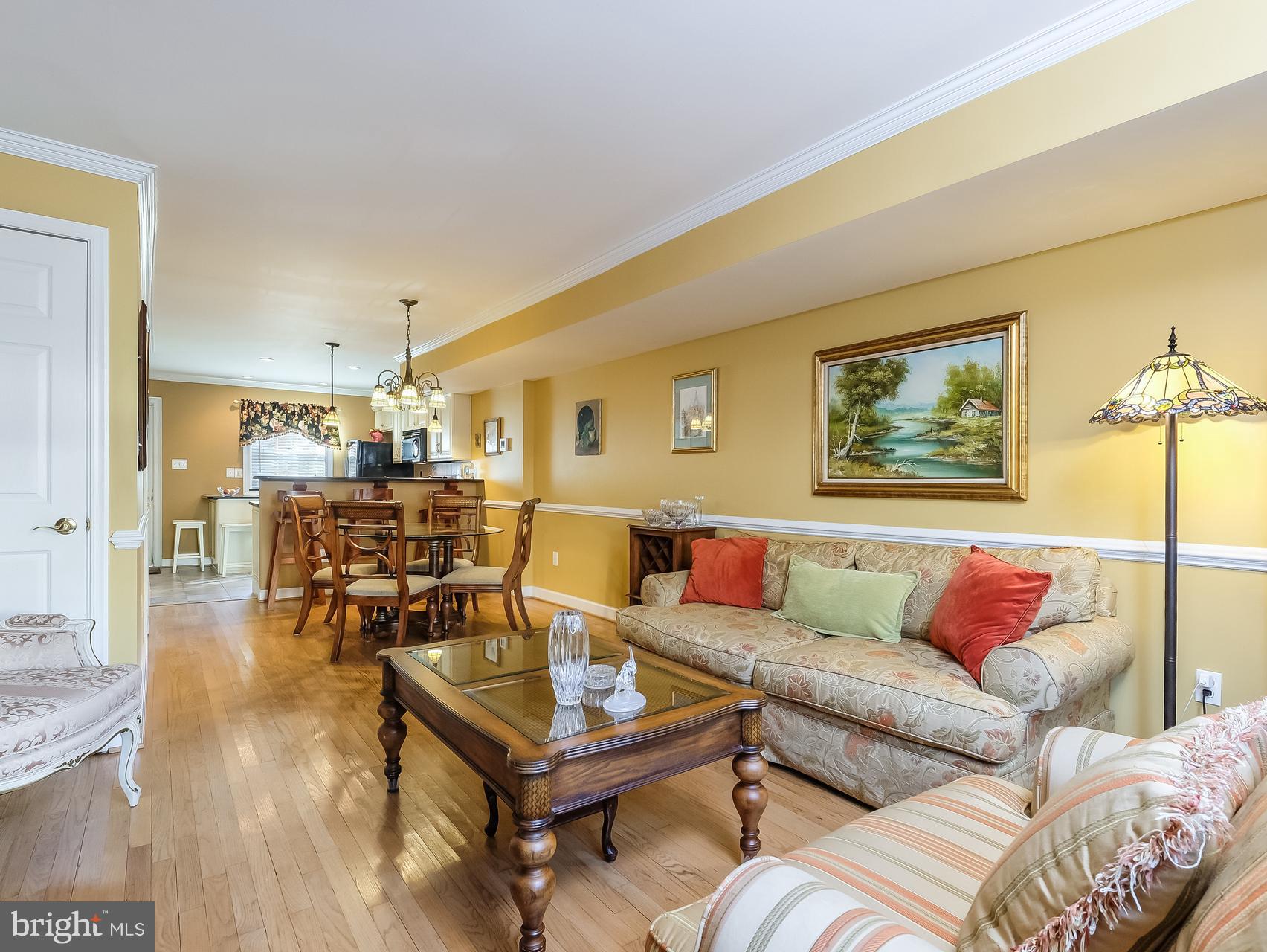 OXFORD ROW - Residential