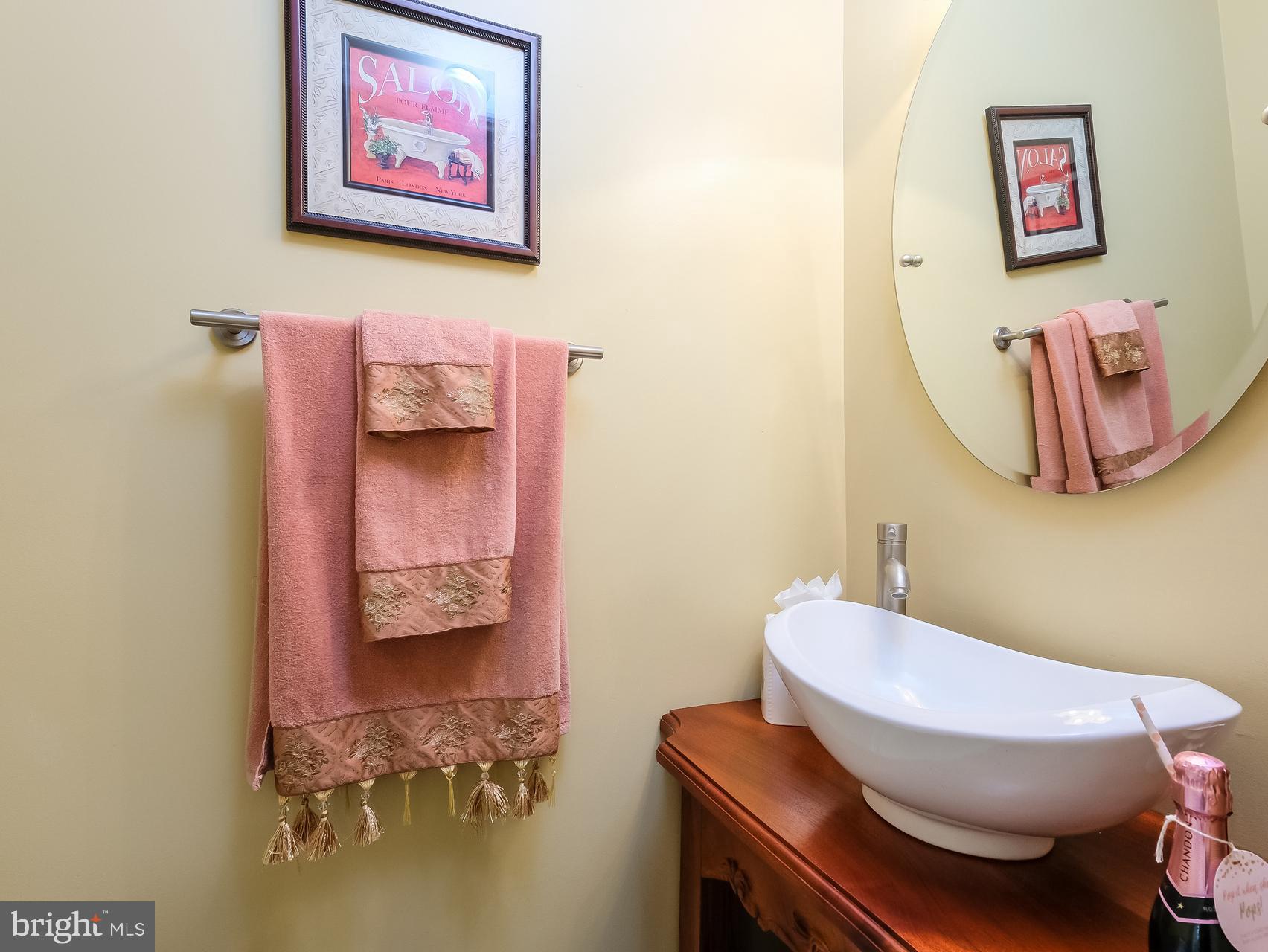 OXFORD ROW - Residential