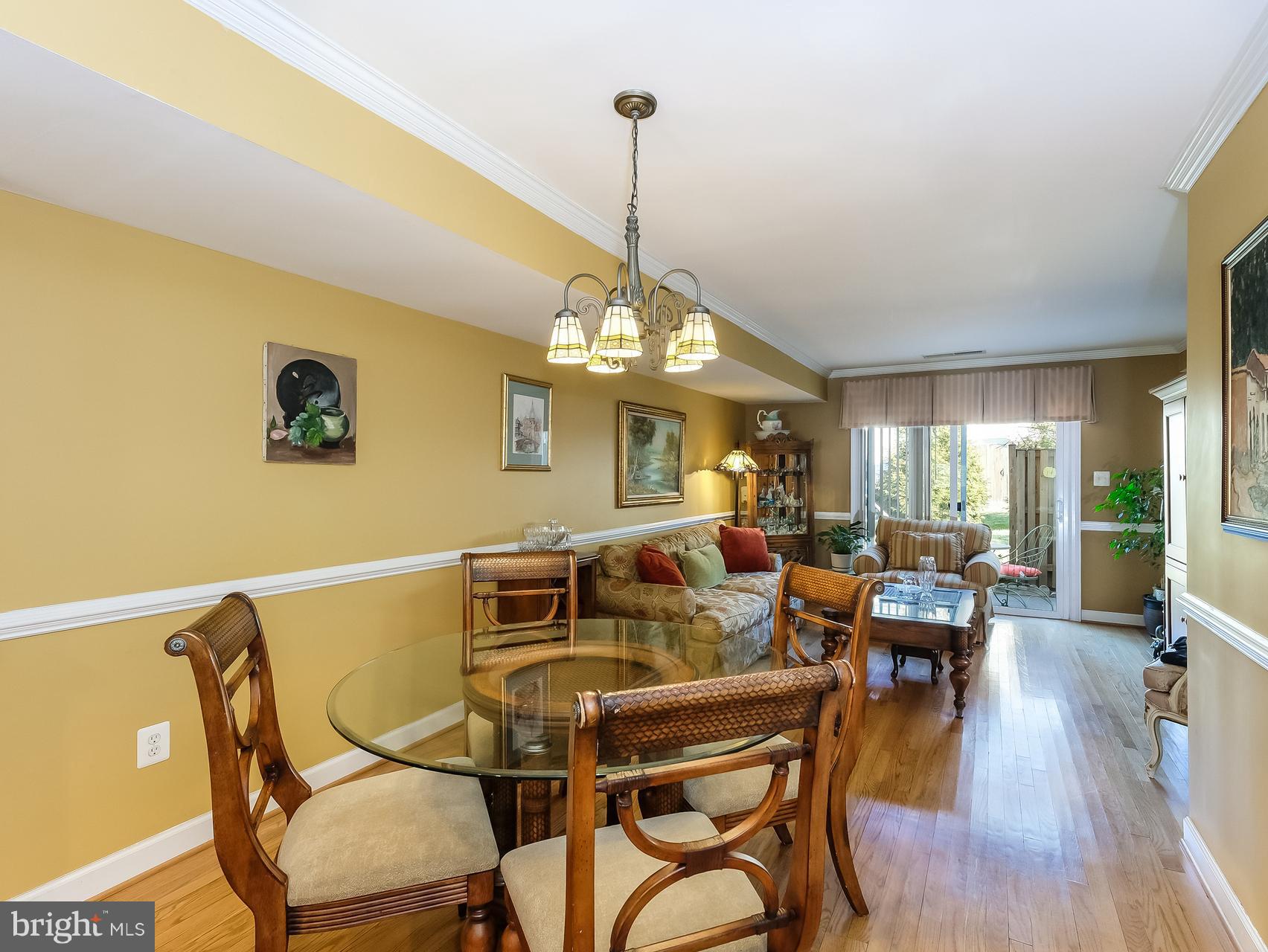 OXFORD ROW - Residential