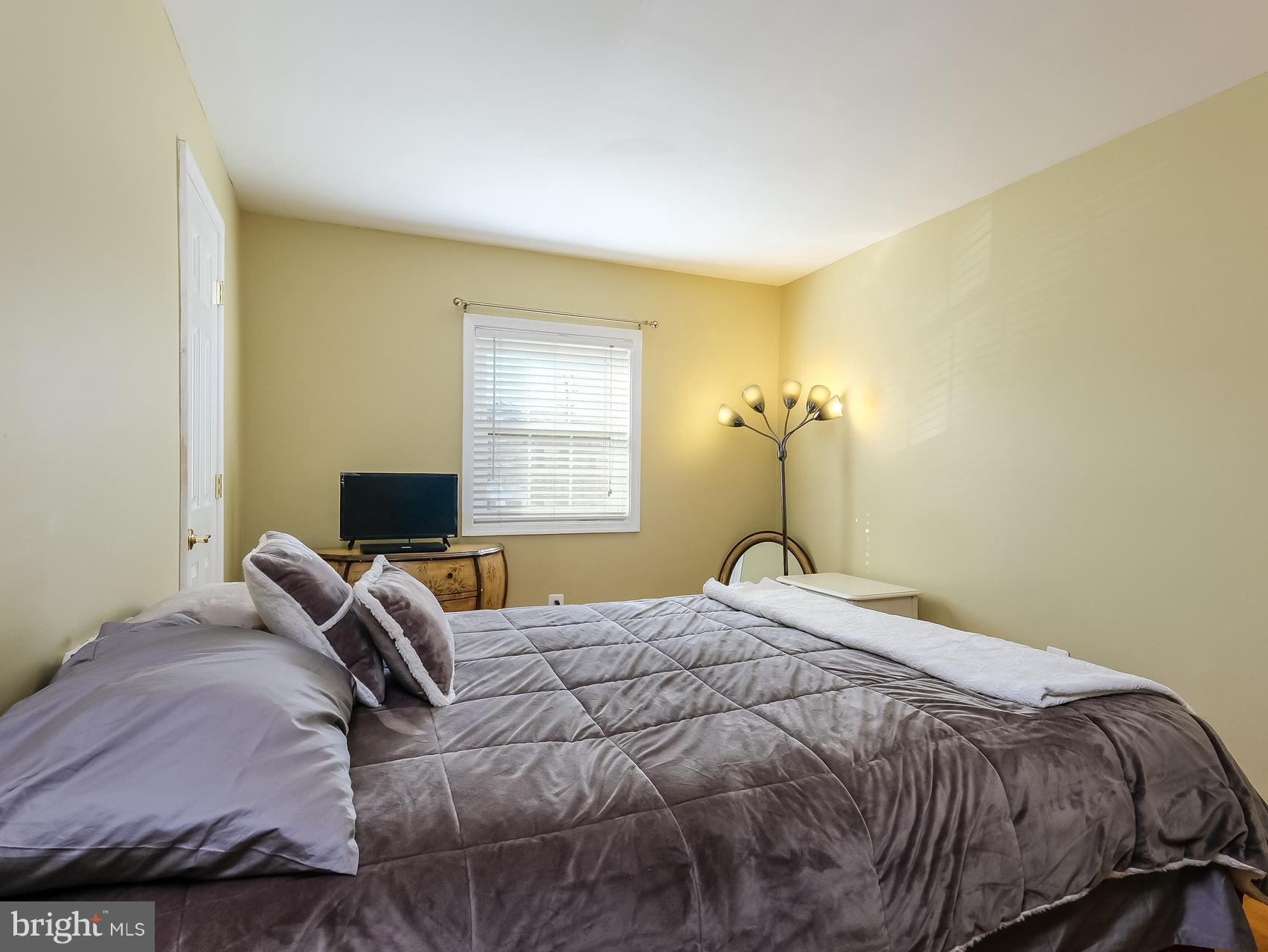 OXFORD ROW - Residential