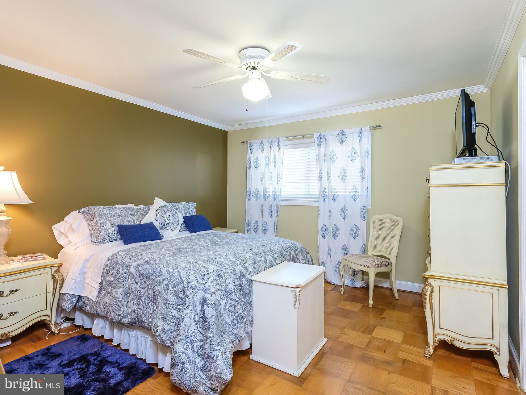 OXFORD ROW - Residential