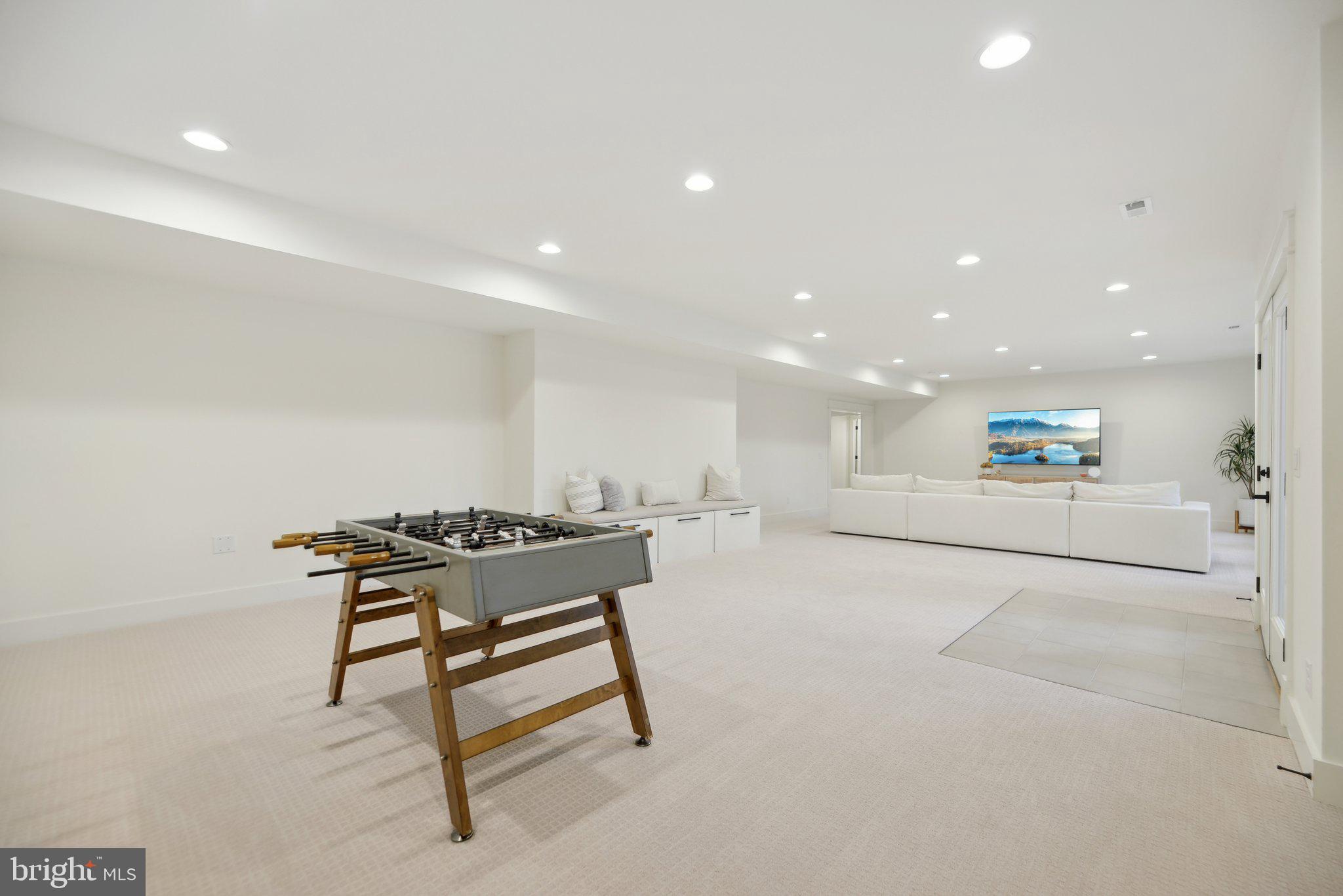 CHESTERBROOK - Residential