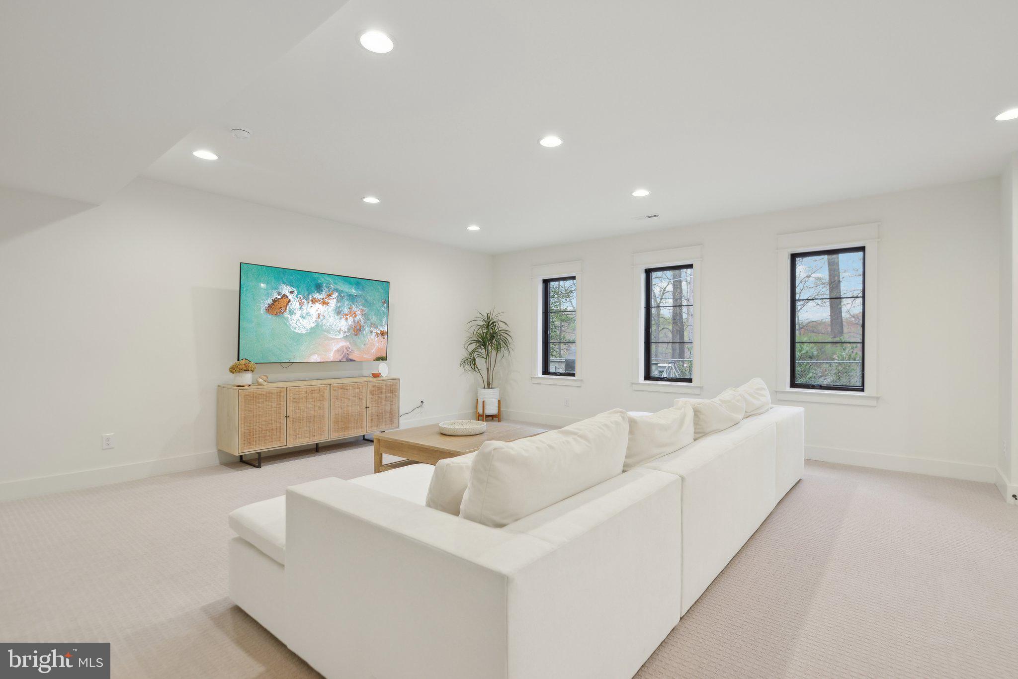 CHESTERBROOK - Residential