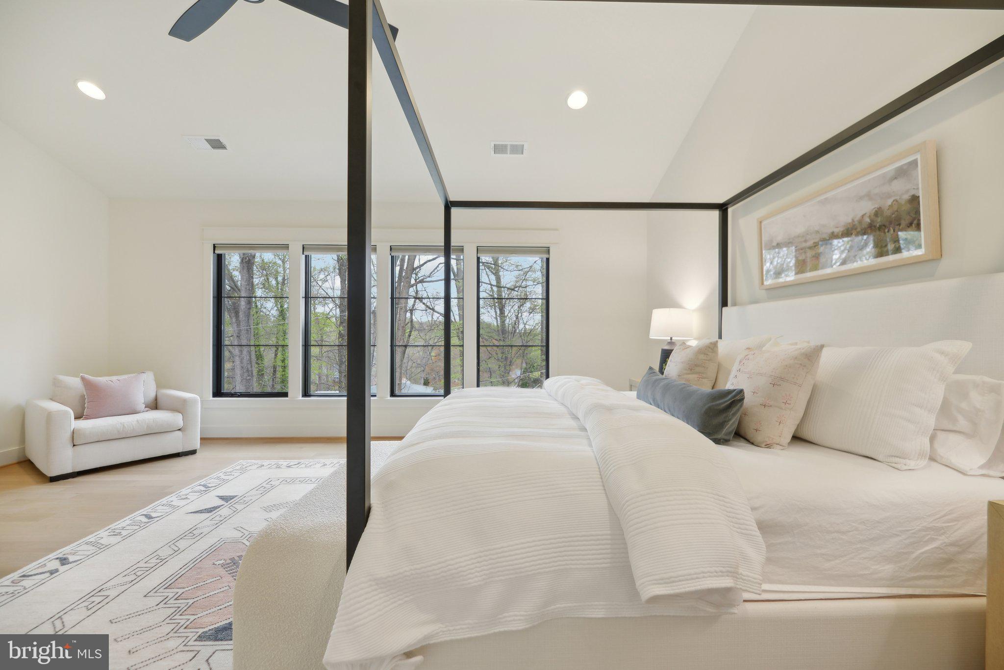 CHESTERBROOK - Residential