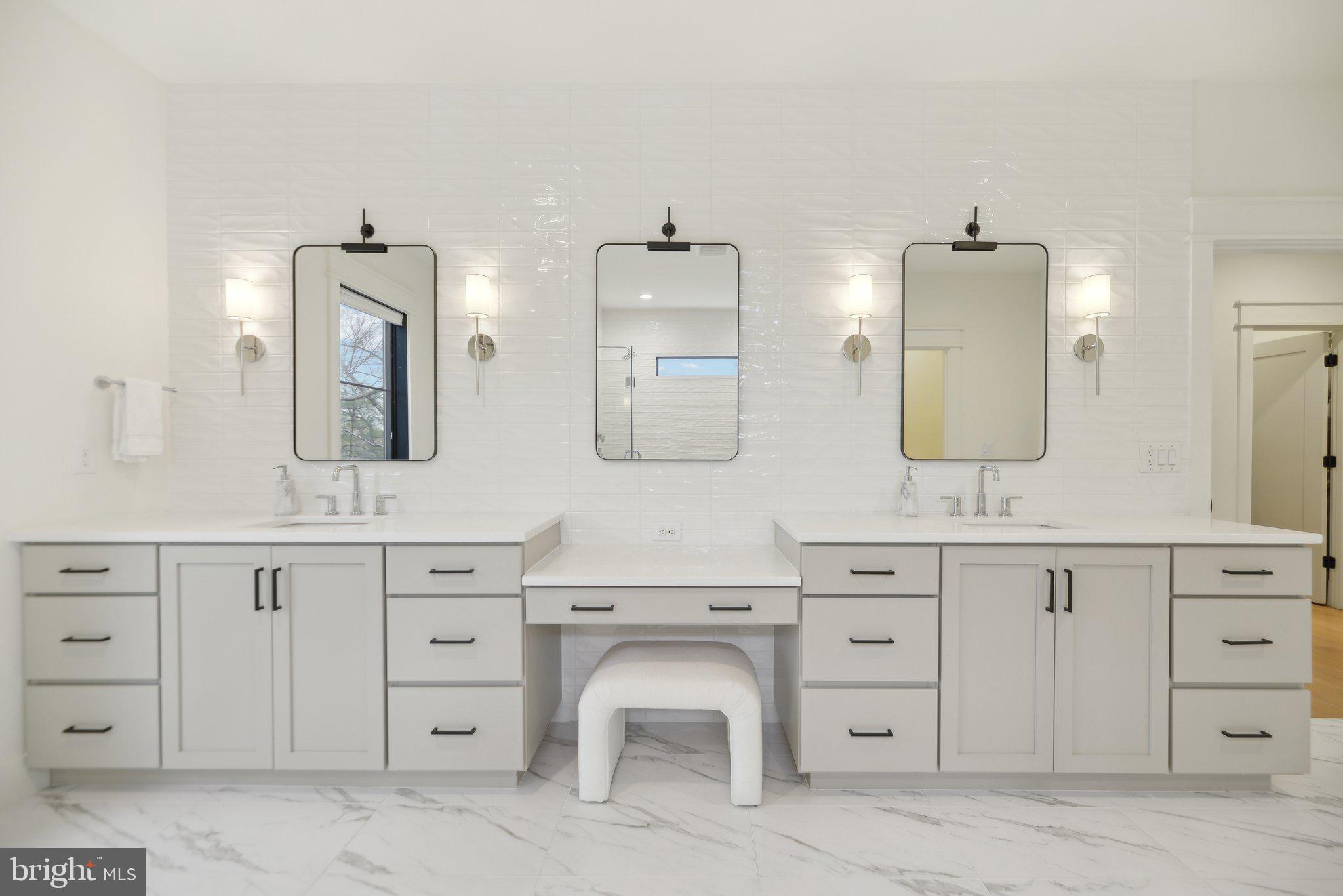 CHESTERBROOK - Residential