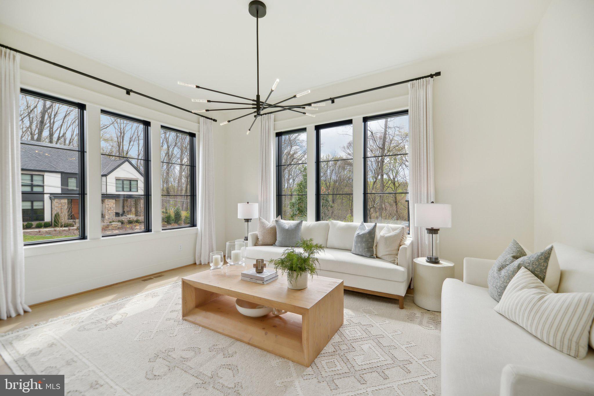 CHESTERBROOK - Residential