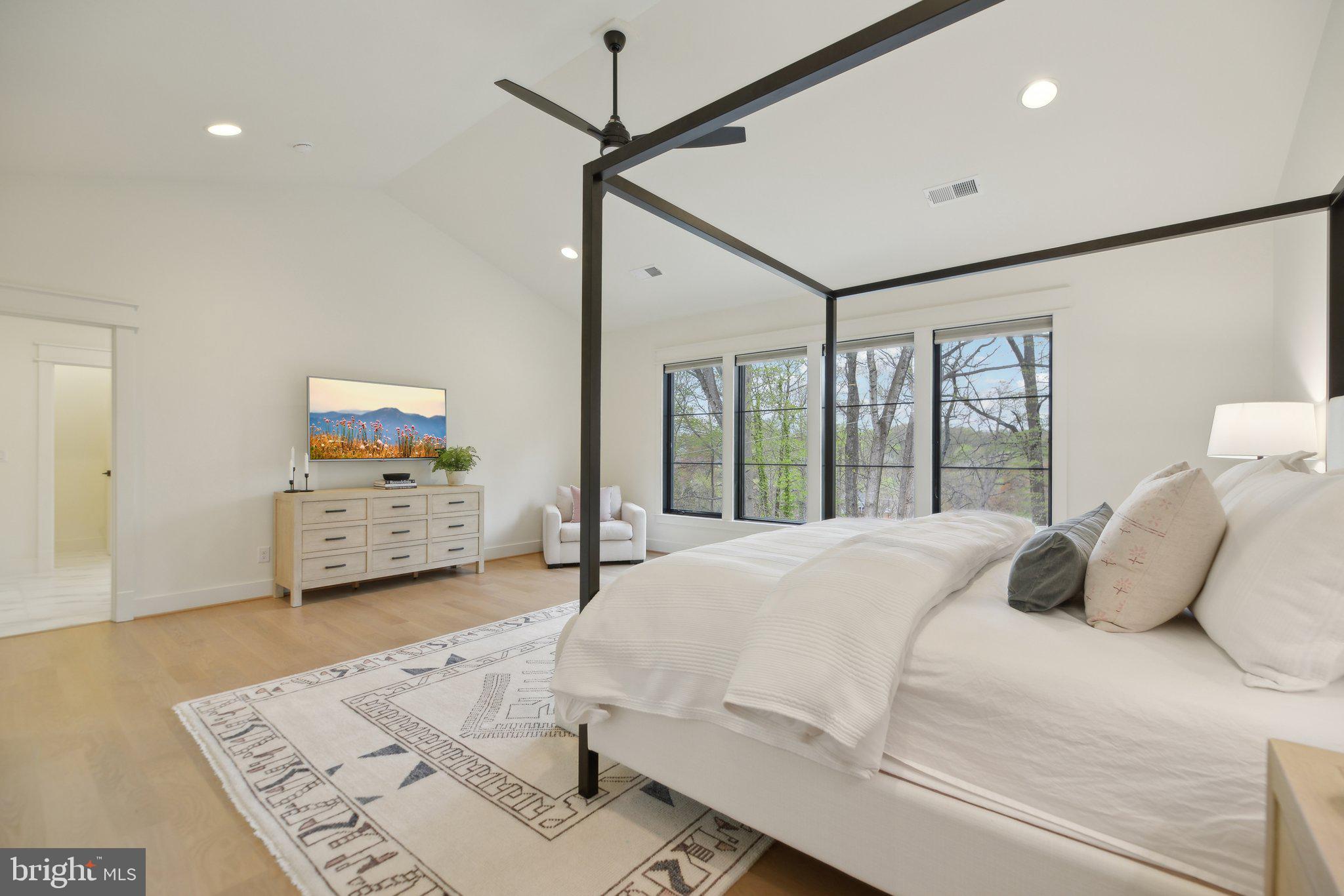 CHESTERBROOK - Residential