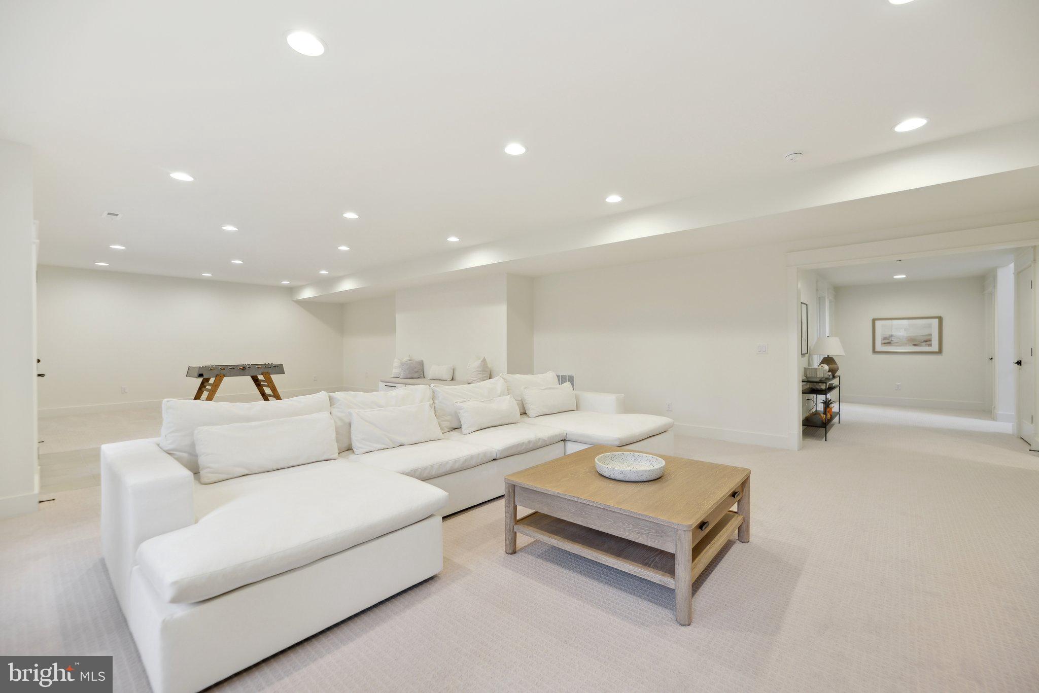 CHESTERBROOK - Residential