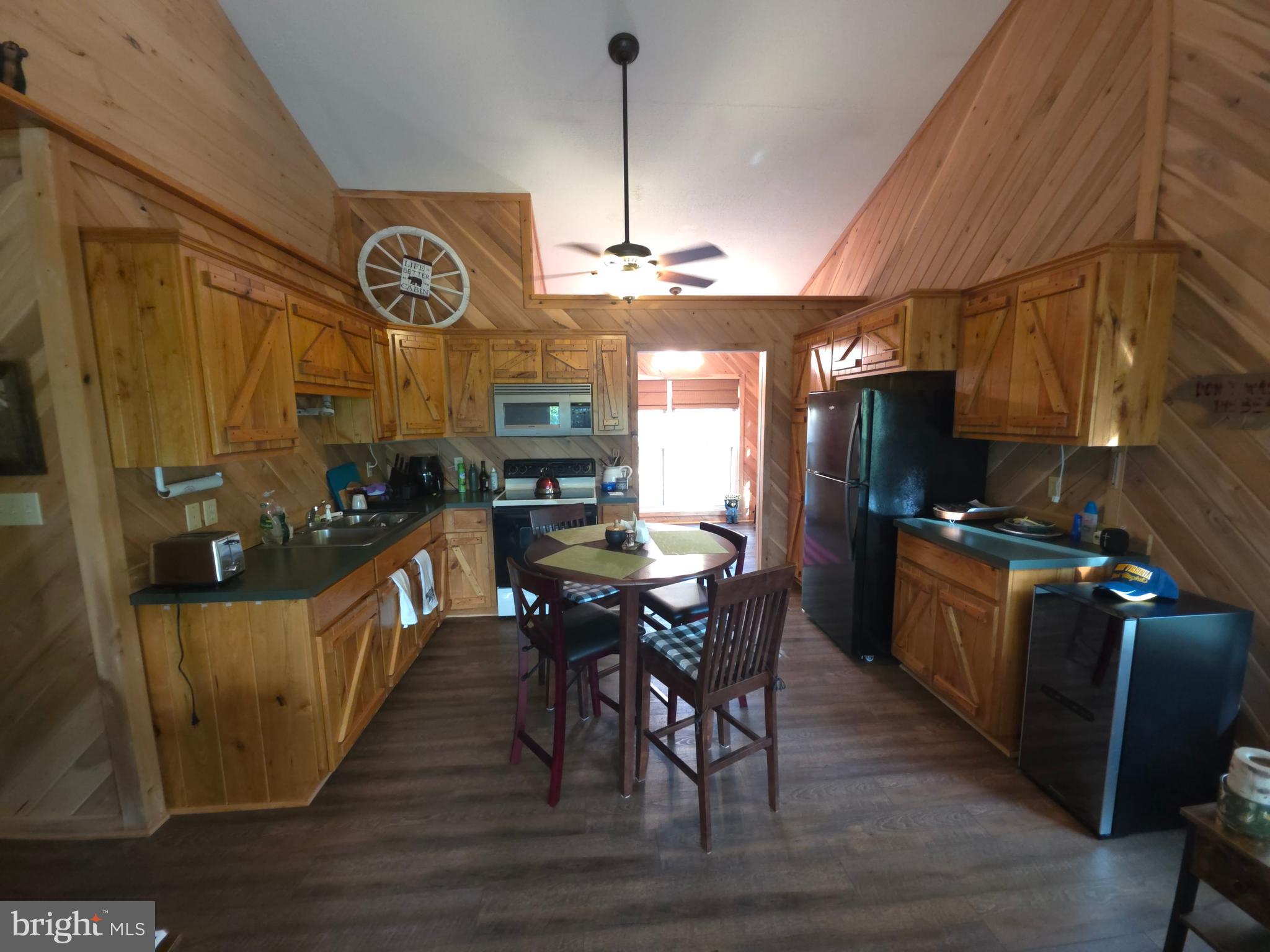 BUCK RIDGES - Residential