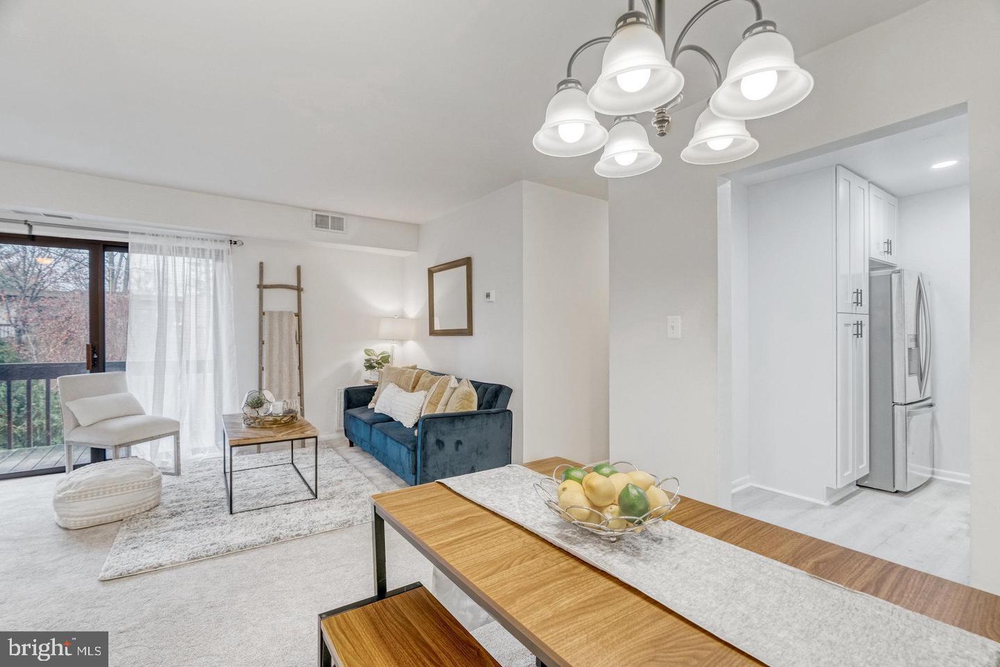 FAIRFAX WEST - Residential Lease