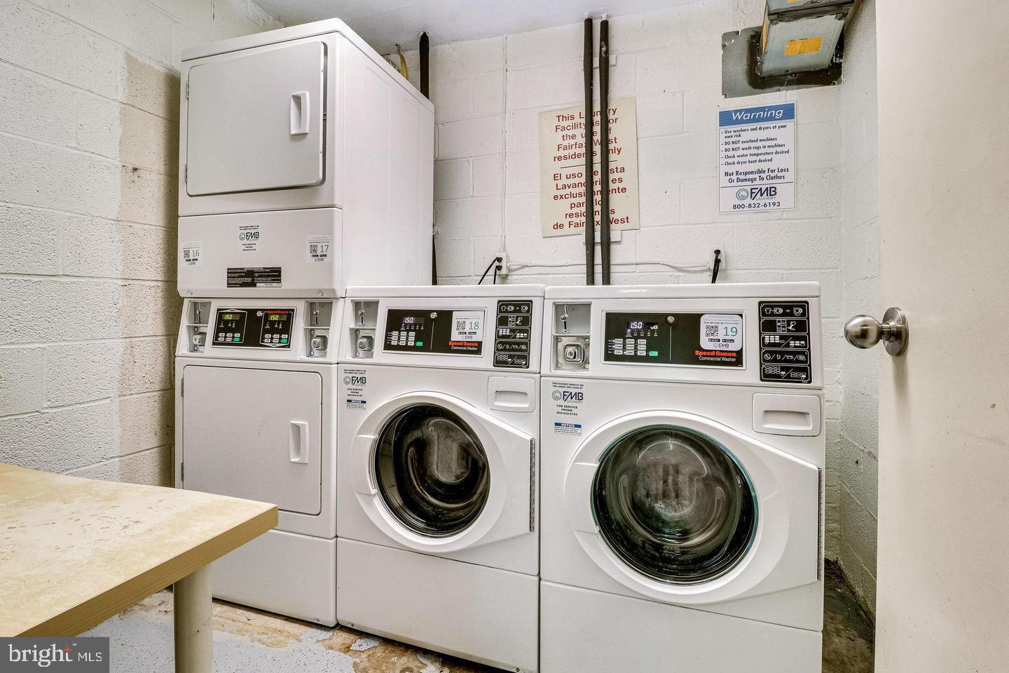 FAIRFAX WEST - Residential Lease