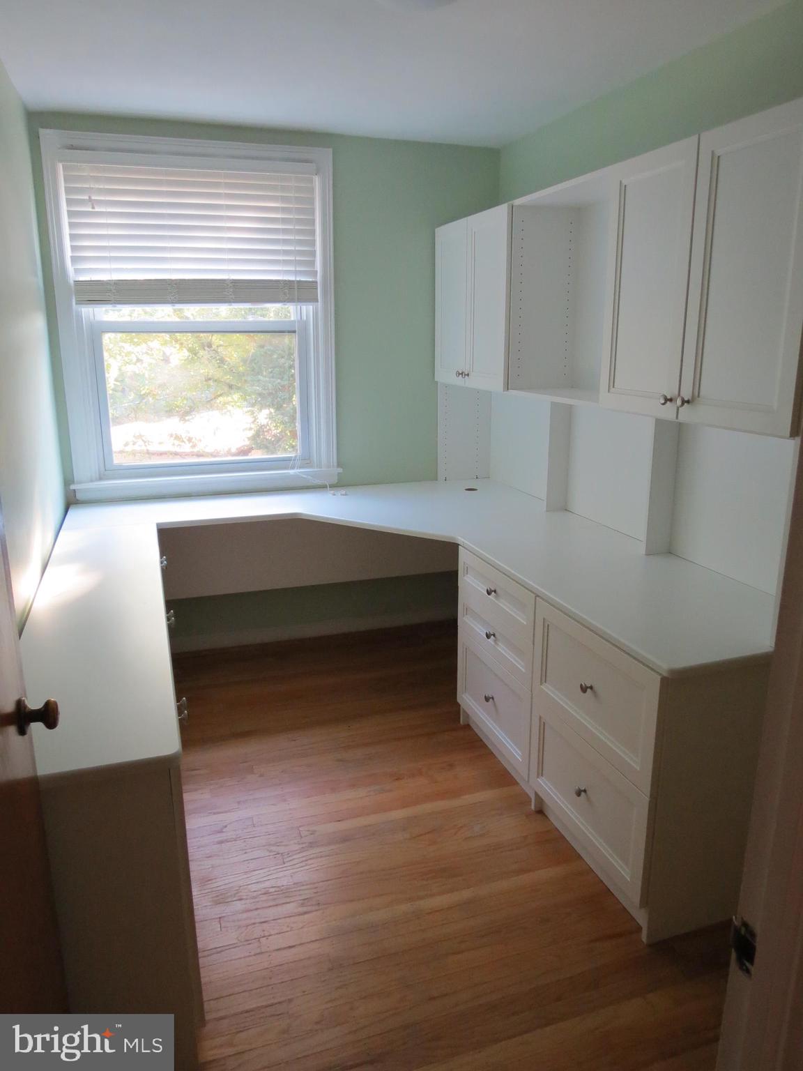 CHESTNUT HILL - Residential Lease