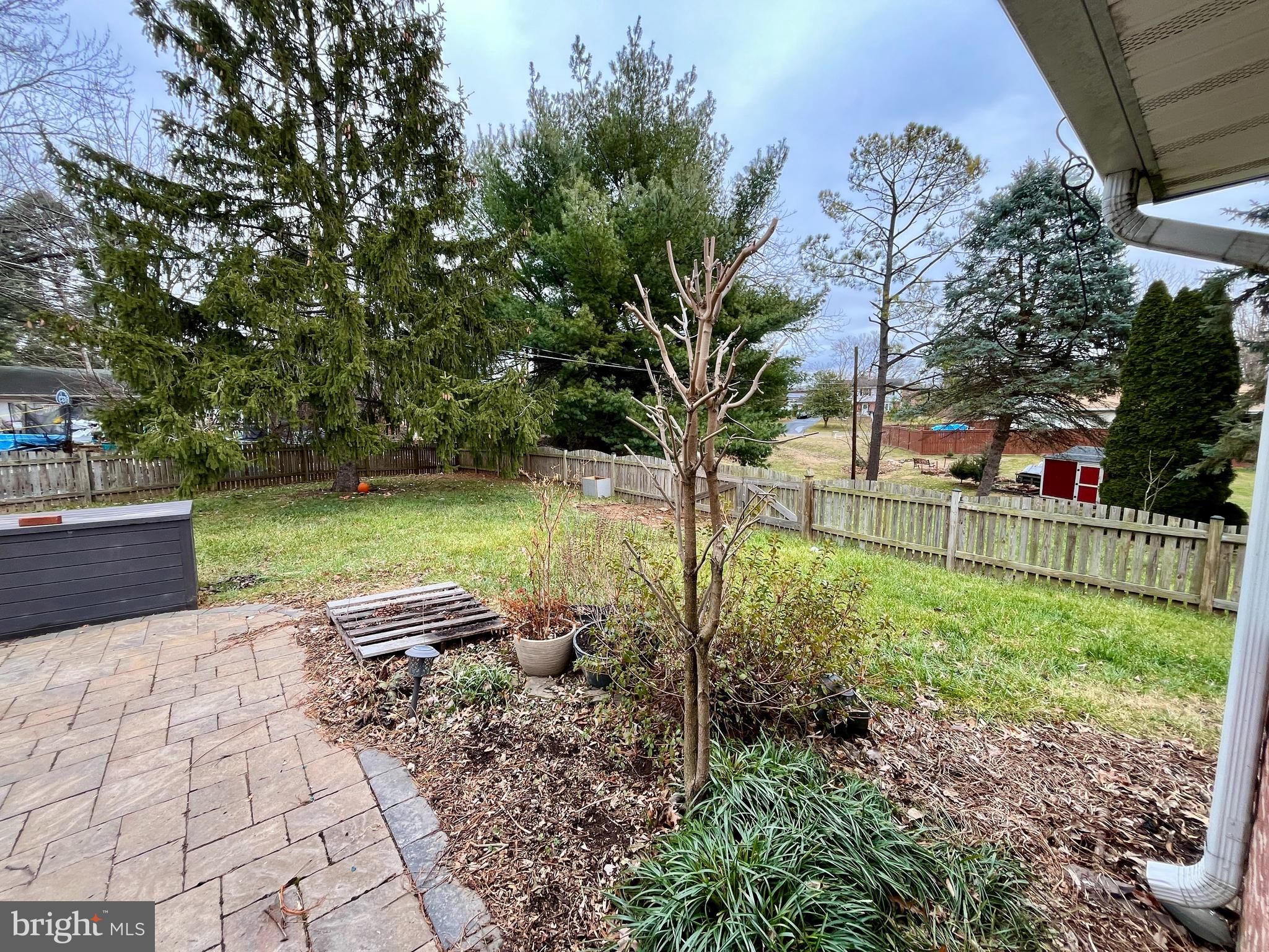 HALFWAY - Residential