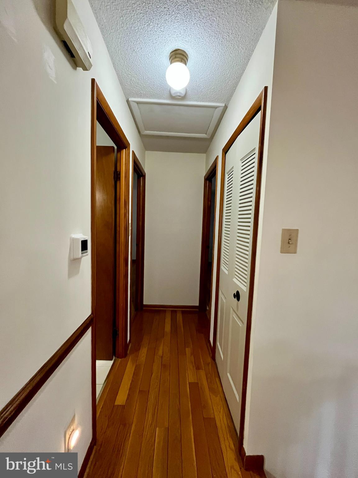 HALFWAY - Residential