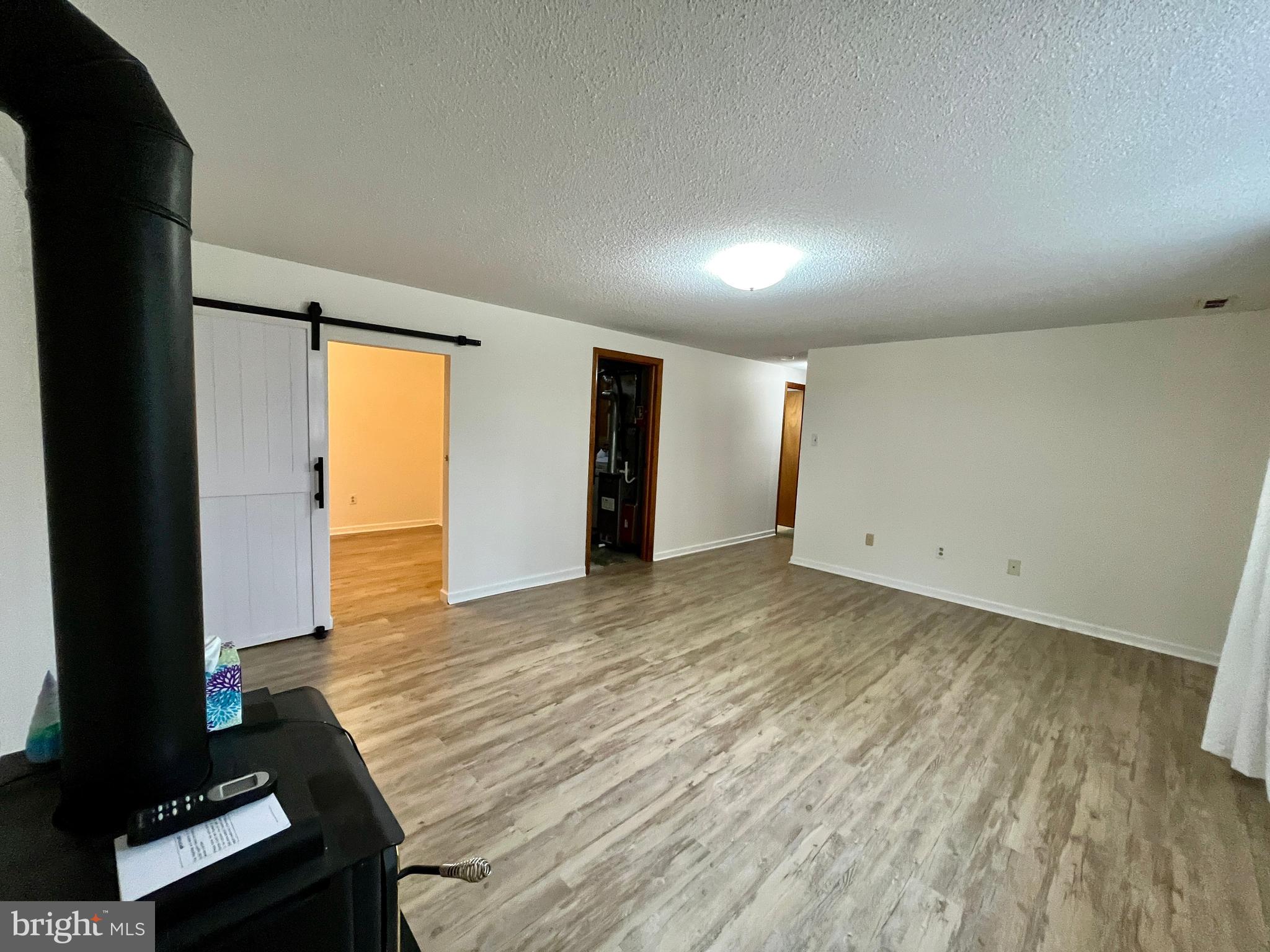 HALFWAY - Residential