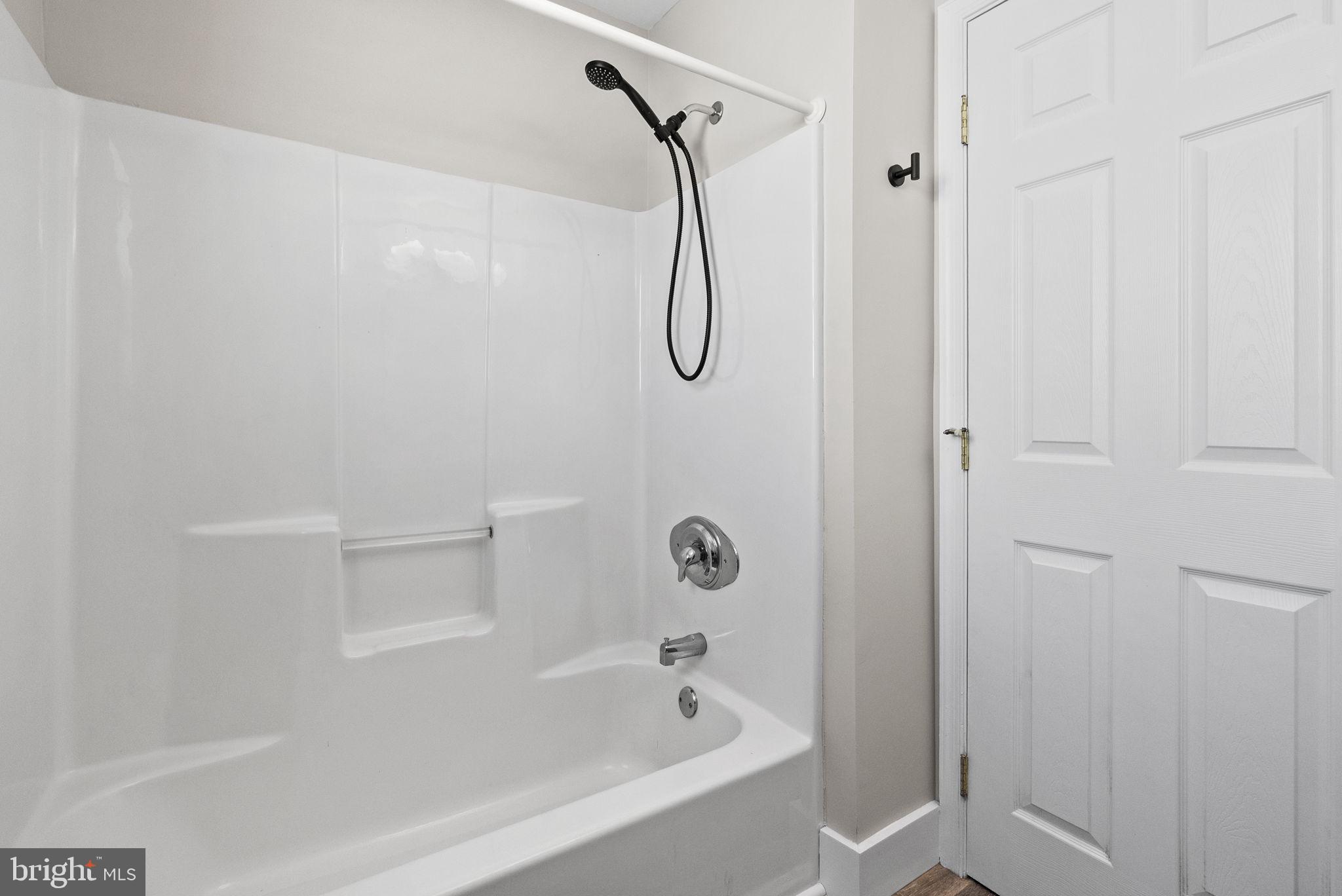 WILLIAM PENN VILLA - Residential