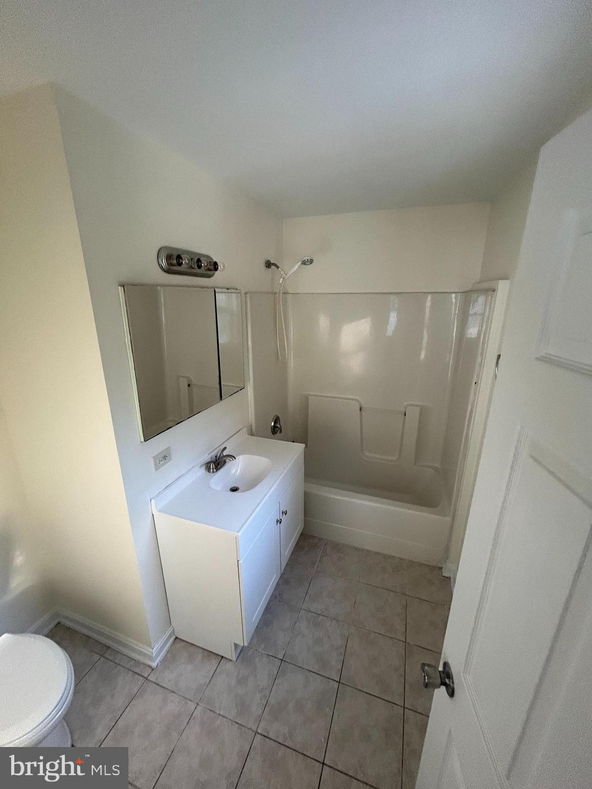 CHESAPEAKE RANCH ESTATES - Residential Lease