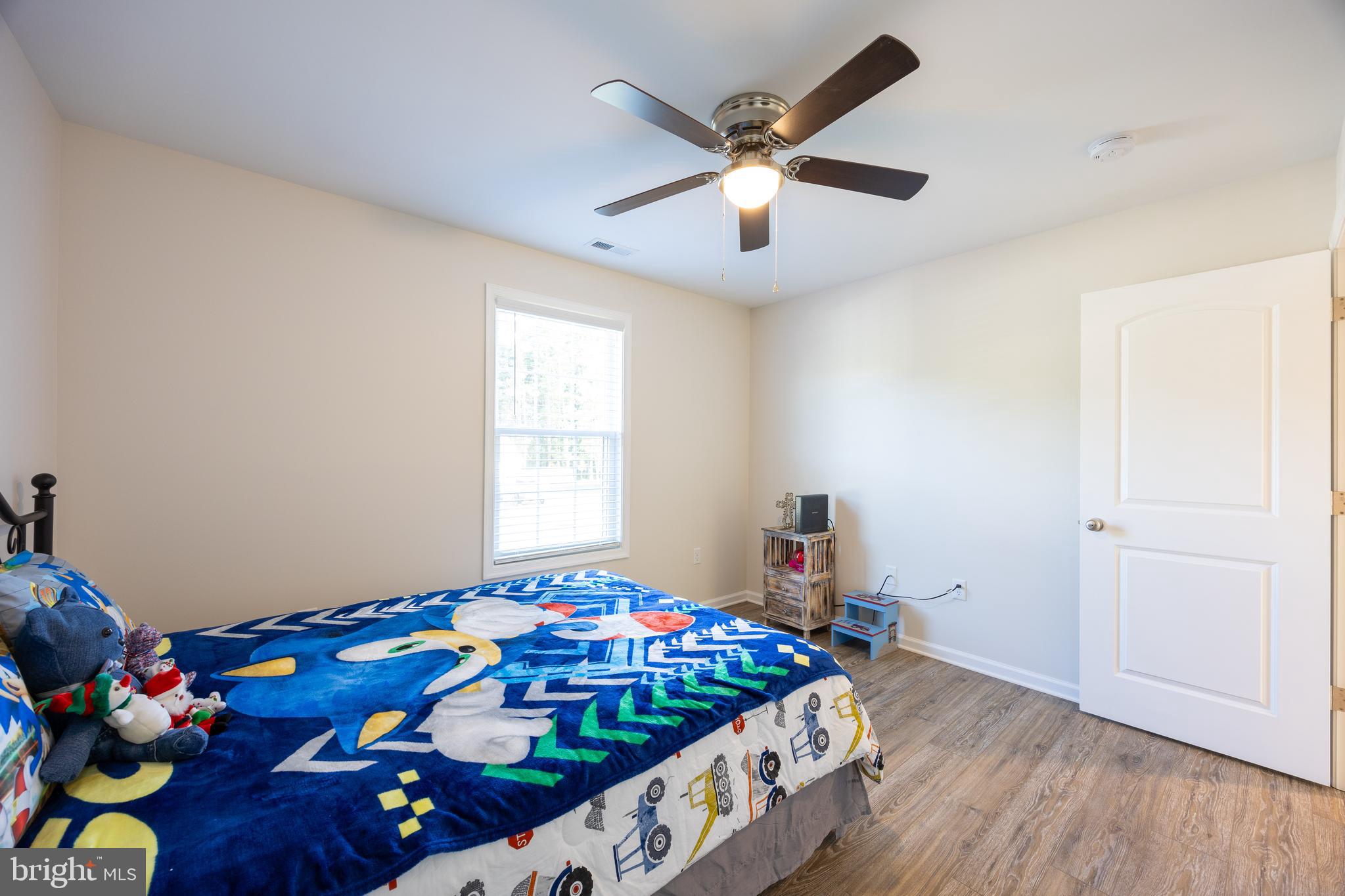 MIDDLE CREEK MANOR - Residential