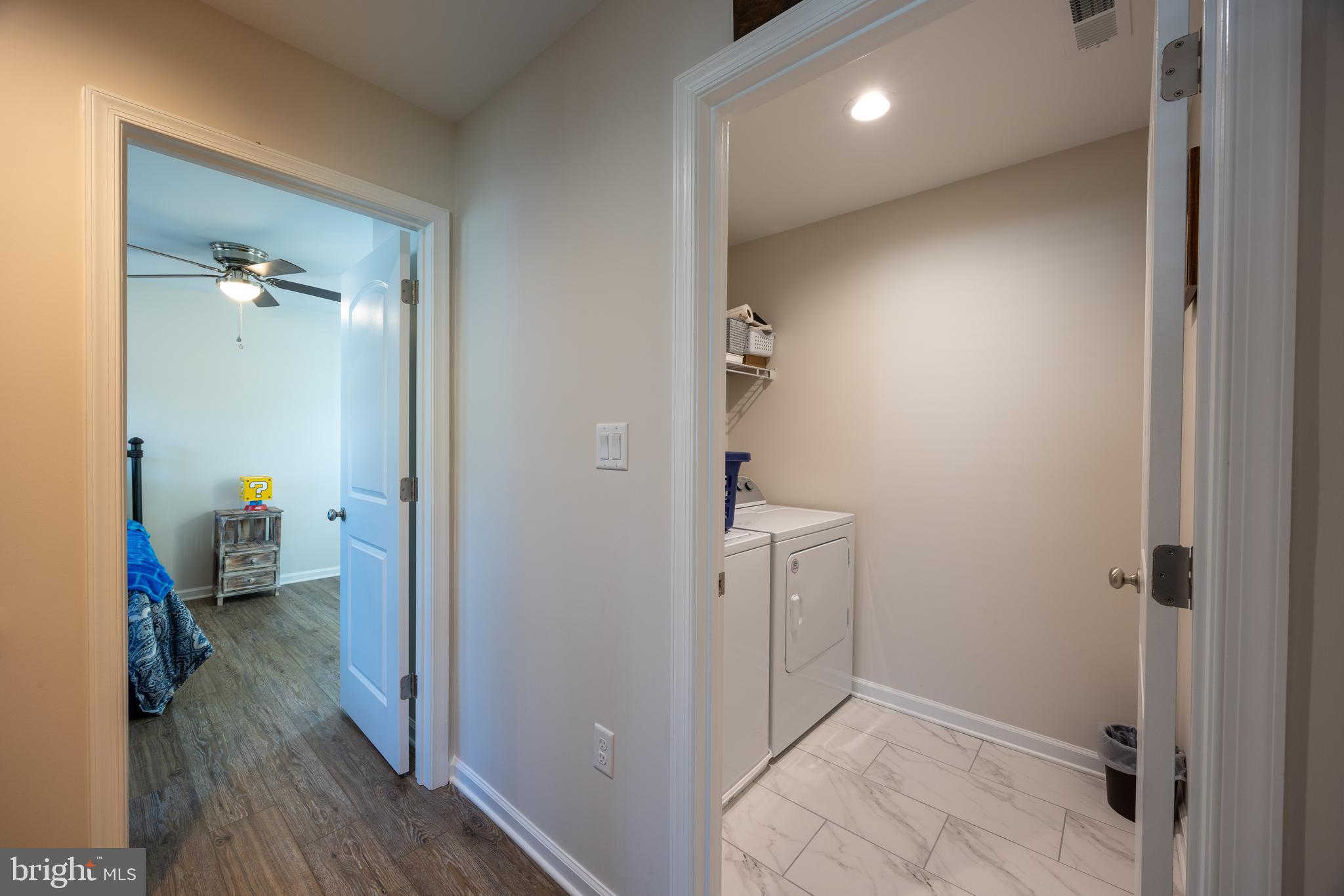 MIDDLE CREEK MANOR - Residential