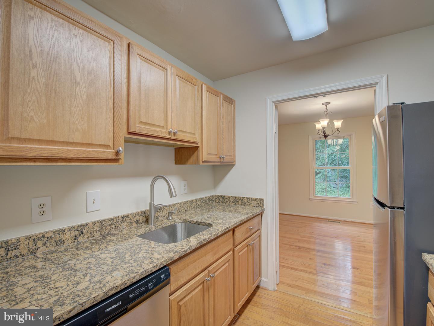 LAKEPOINTE - Residential Lease