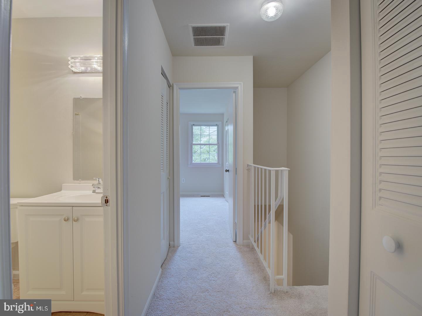 LAKEPOINTE - Residential Lease