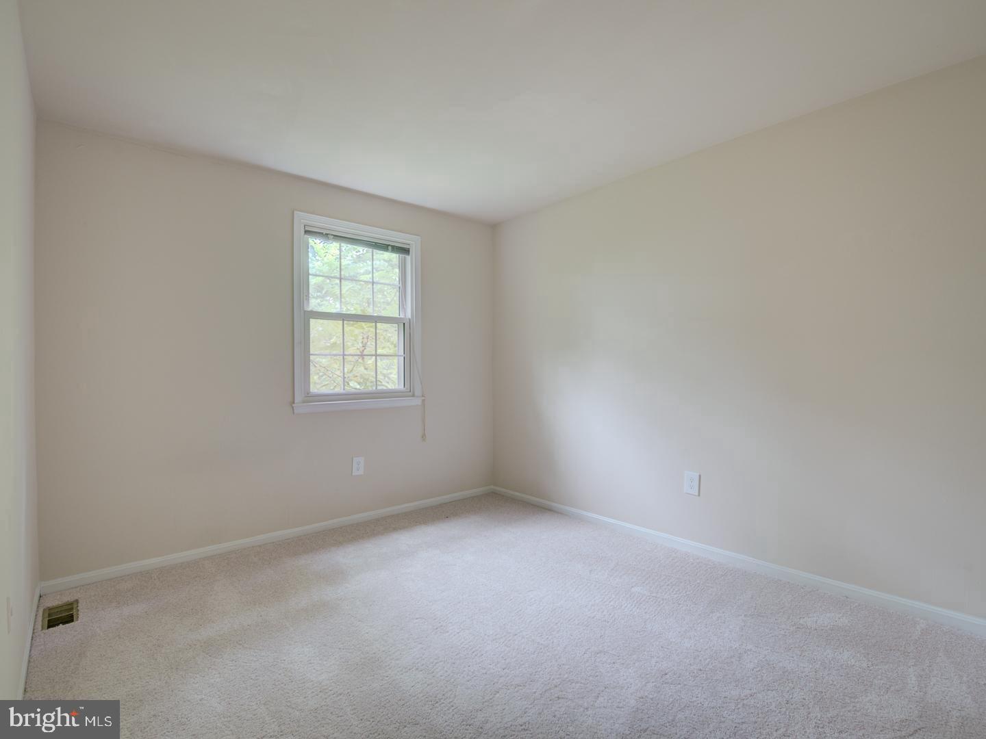 LAKEPOINTE - Residential Lease