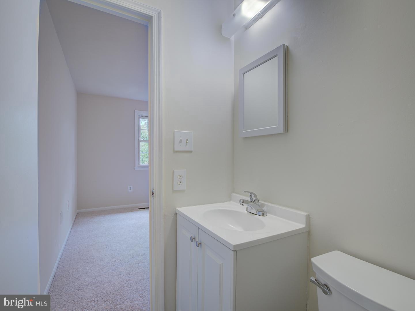 LAKEPOINTE - Residential Lease