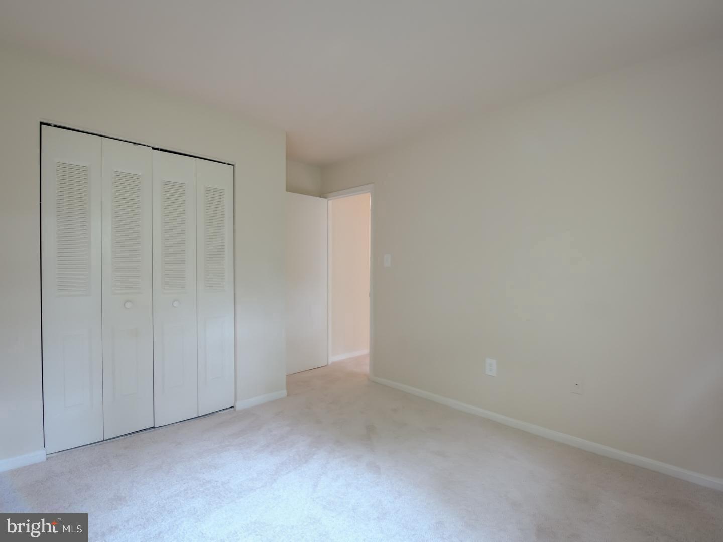 LAKEPOINTE - Residential Lease