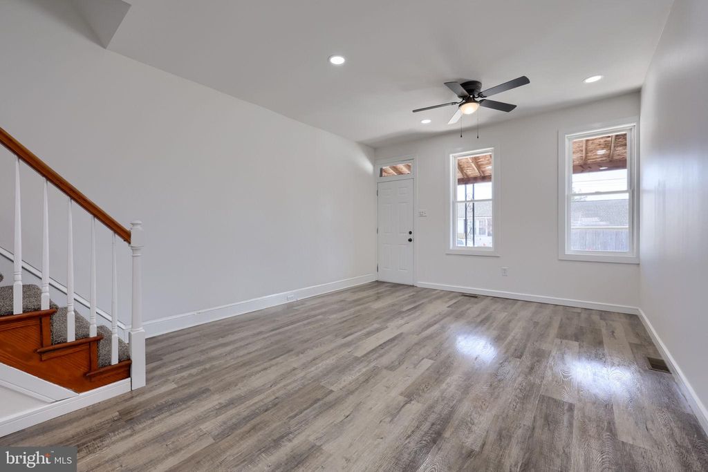 Photo of 905 Spruce Street, COLUMBIA, PA 17512 (MLS # PALA2084926)