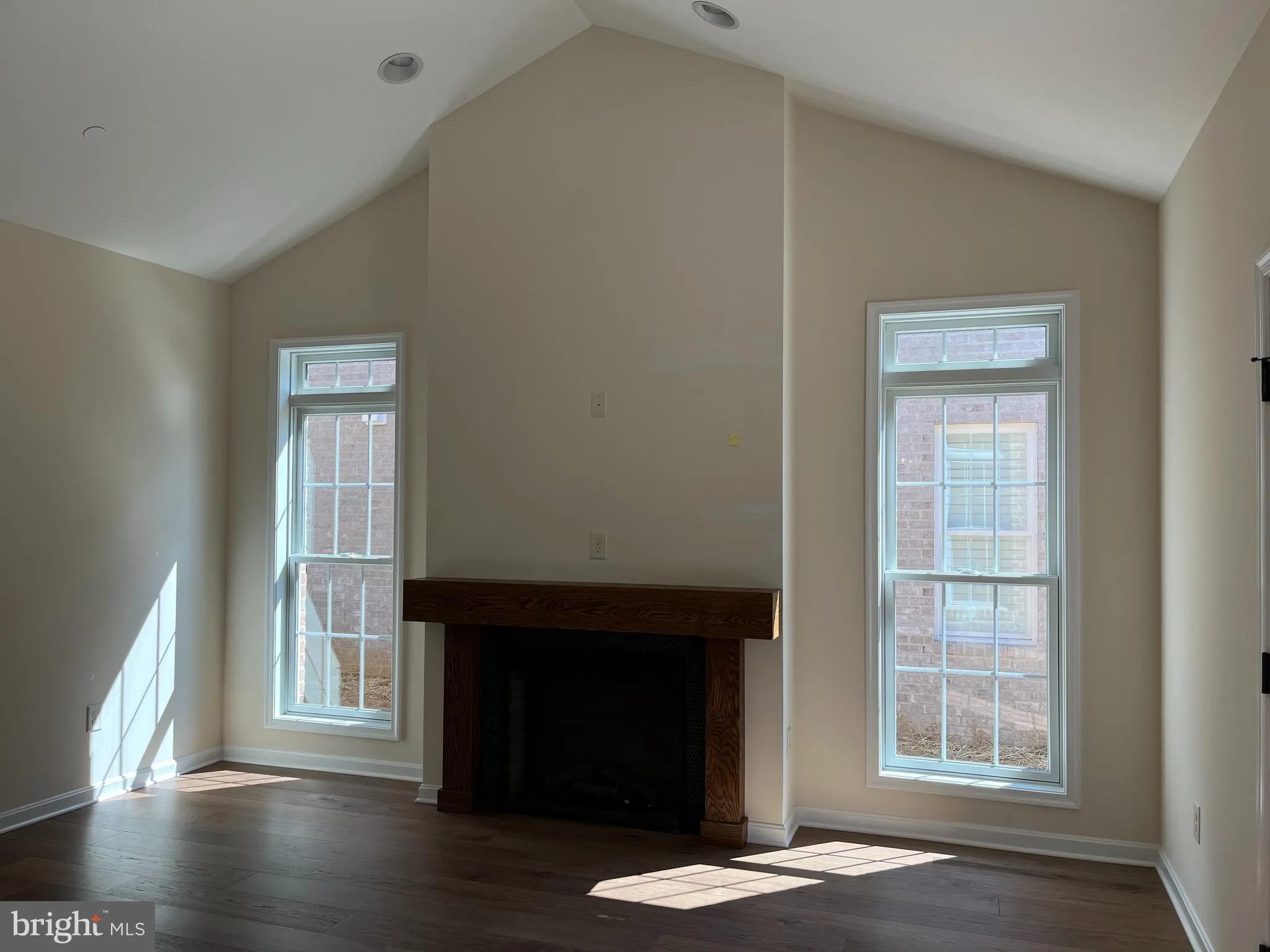 Hagerstown, Maryland 21742, United States, 2 Bedrooms Bedrooms, ,2 BathroomsBathrooms,Residential,Pending,181412