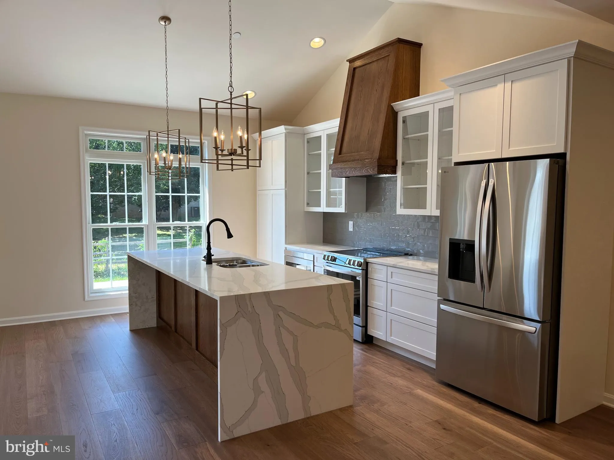 Hagerstown, Maryland 21742, United States, 2 Bedrooms Bedrooms, ,2 BathroomsBathrooms,Residential,Pending,181412