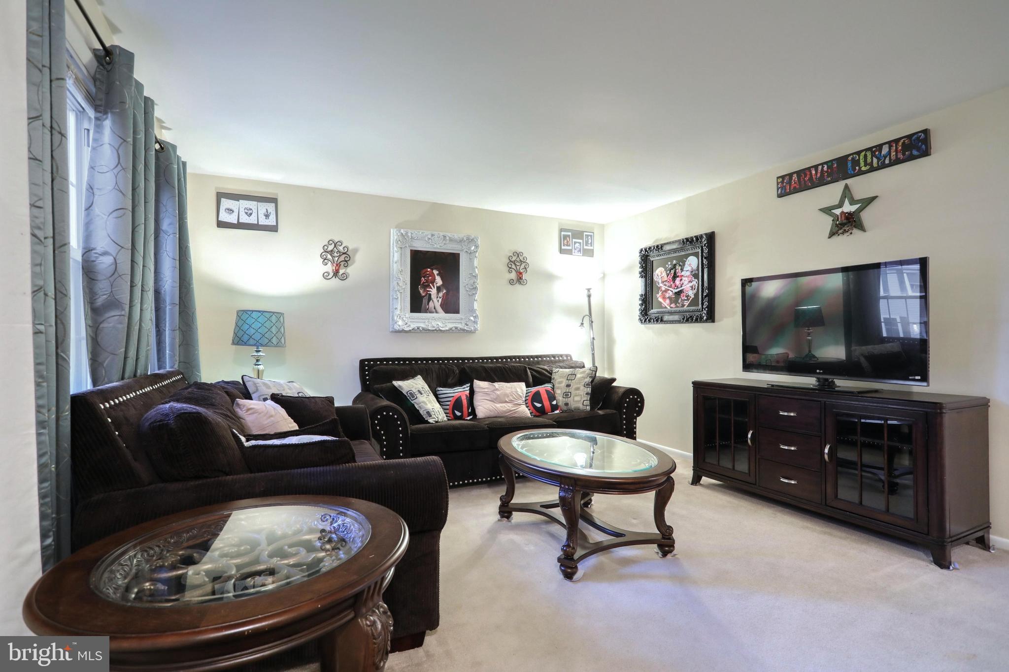 FOX RUN CONDOS - Residential