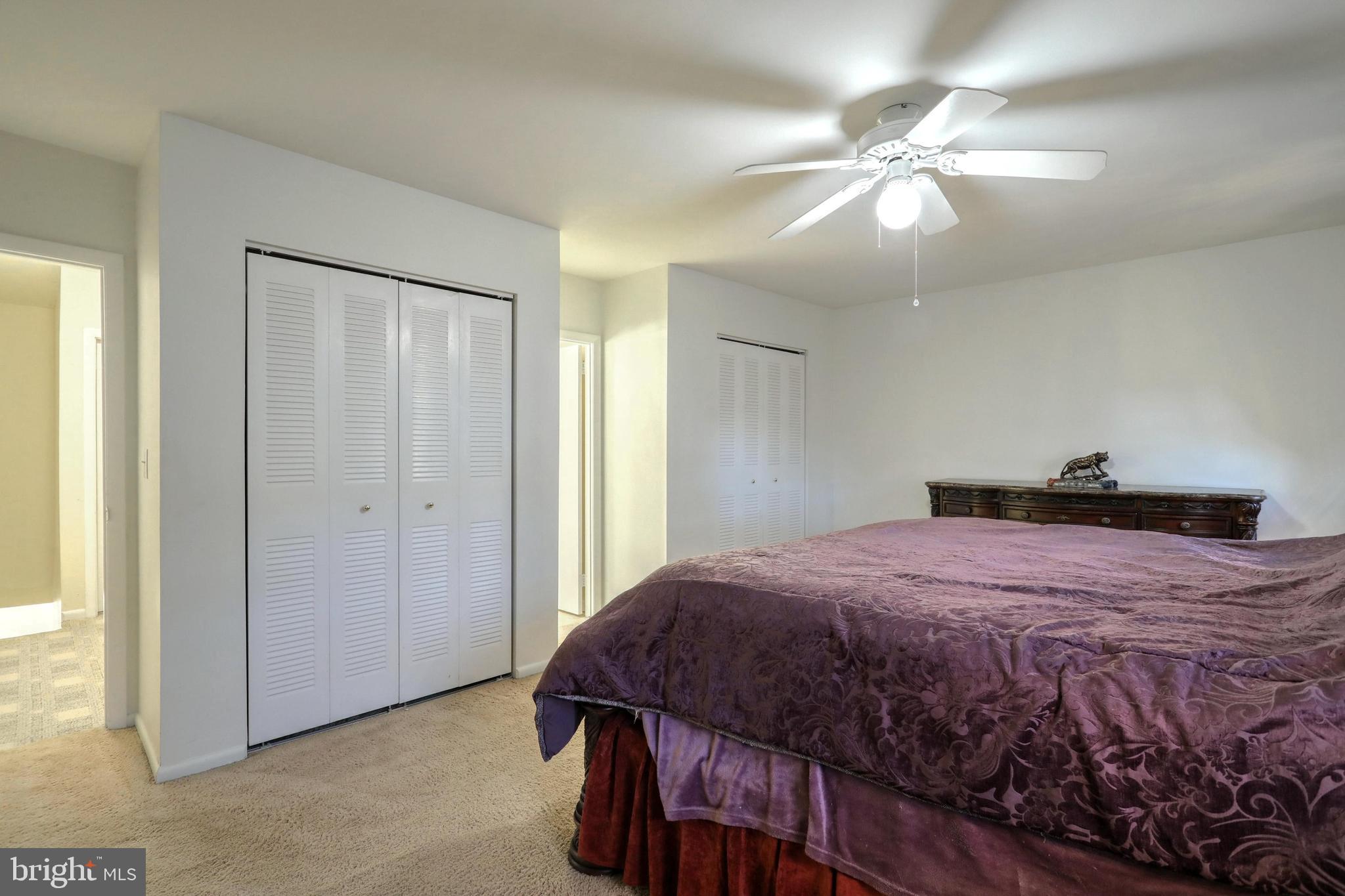 FOX RUN CONDOS - Residential